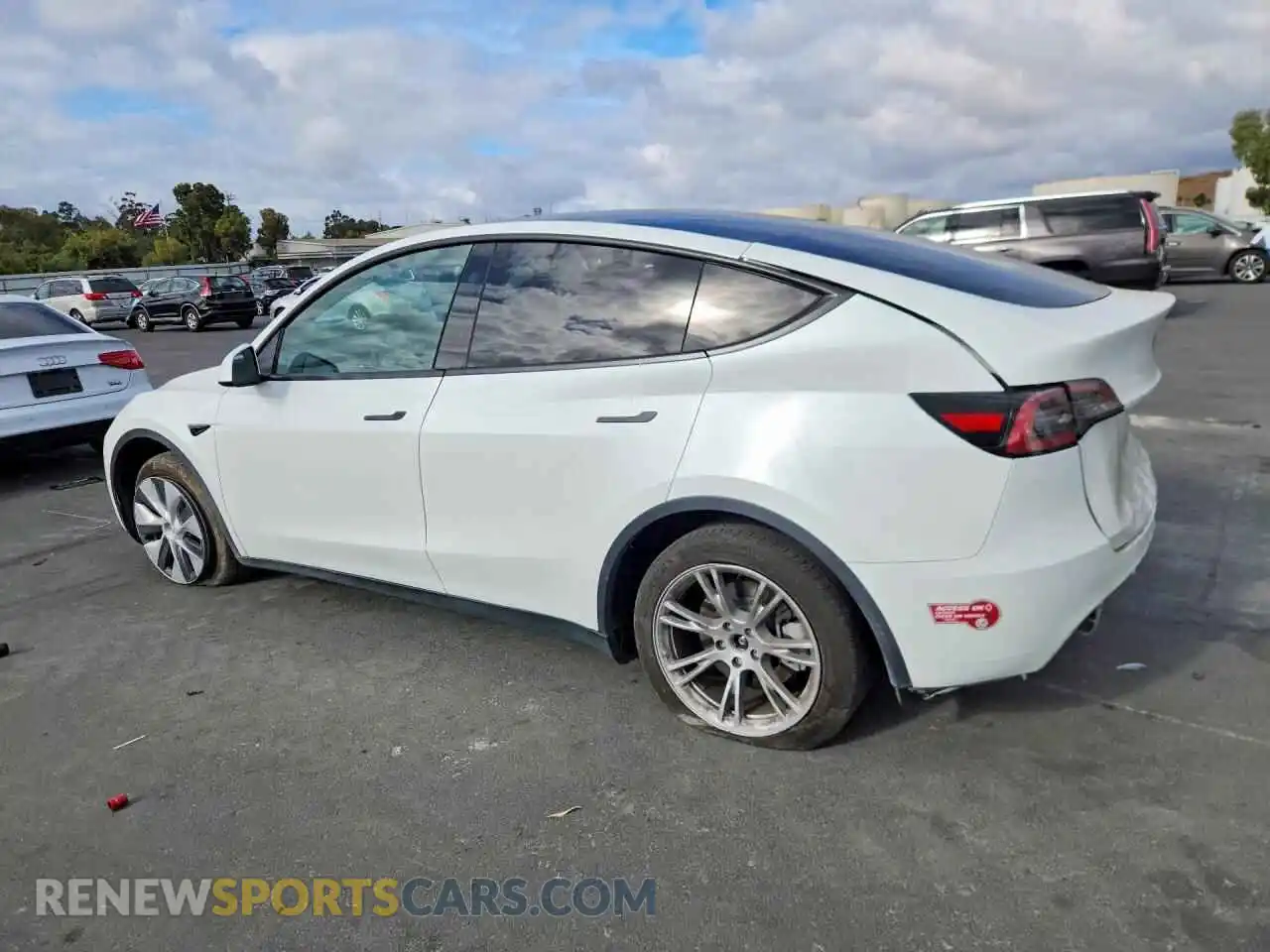2 Фотография поврежденного автомобиля 7SAYGDEE5RF989036 TESLA MODEL Y 2024