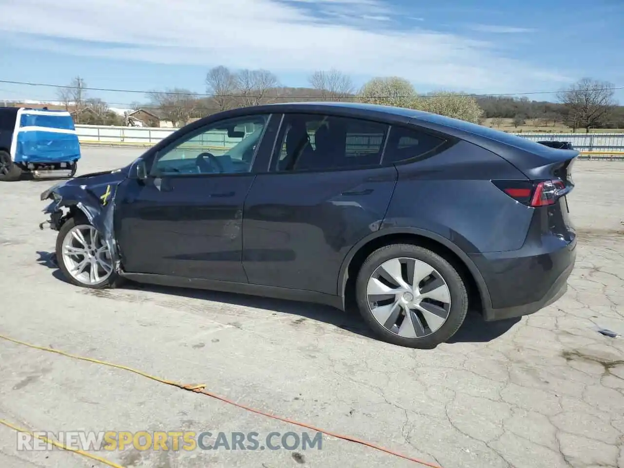 2 Фотография поврежденного автомобиля 7SAYGDEE6RA266650 TESLA MODEL Y 2024