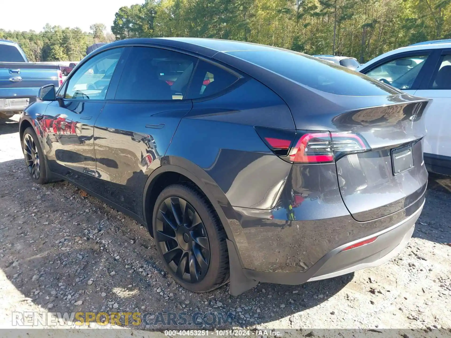 3 Фотография поврежденного автомобиля 7SAYGDEE6RA269709 TESLA MODEL Y 2024