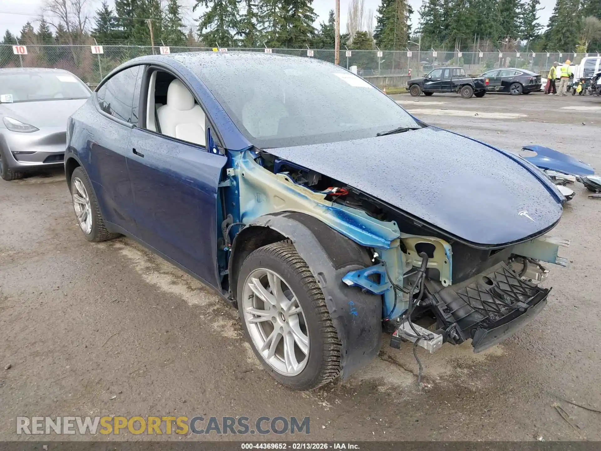 1 Photograph of a damaged car 7SAYGDEE6RF001956 TESLA MODEL Y 2024