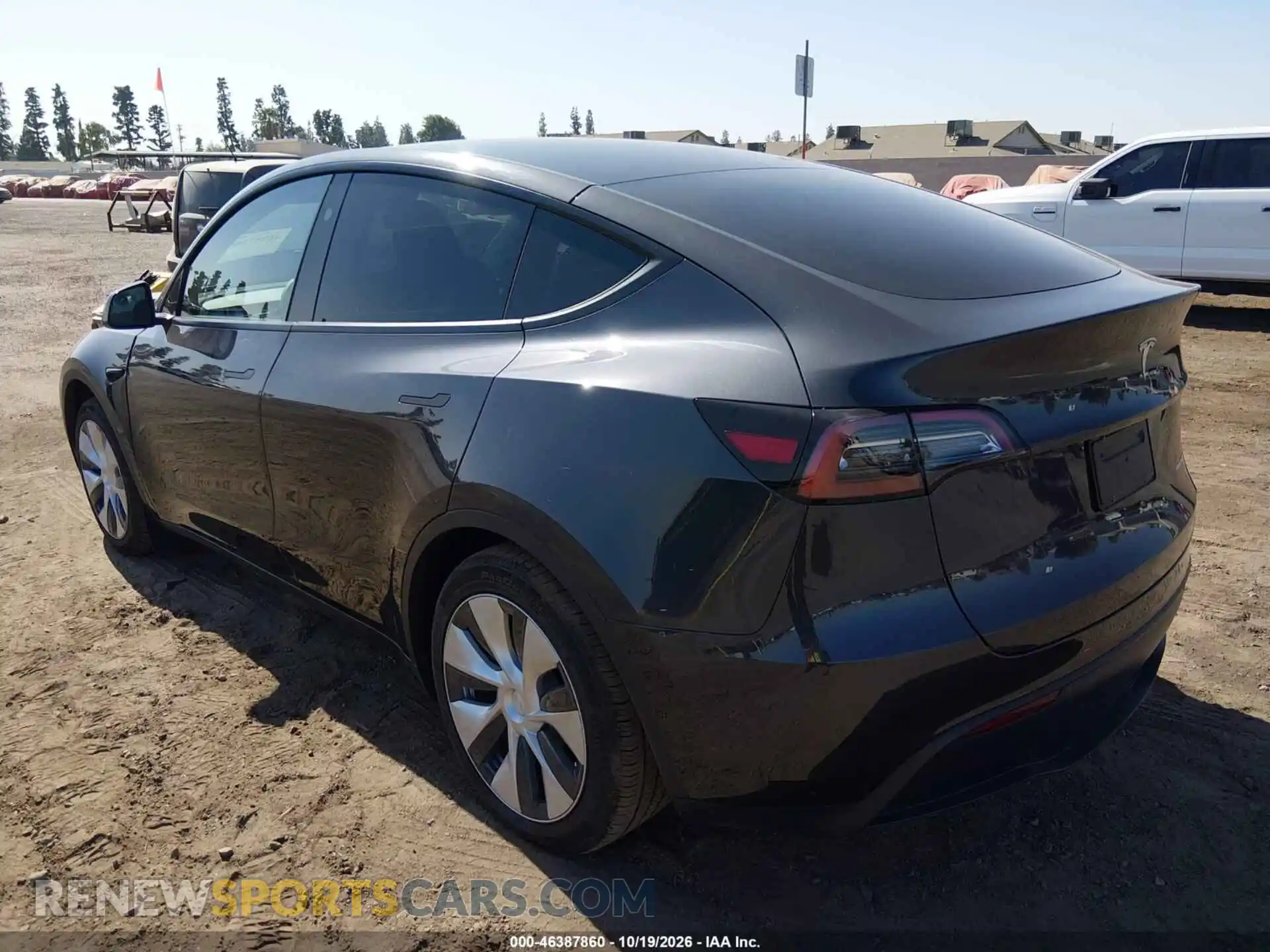 3 fotografías del automóvil dañado 7SAYGDEE6RF014819 TESLA MODEL Y 2024