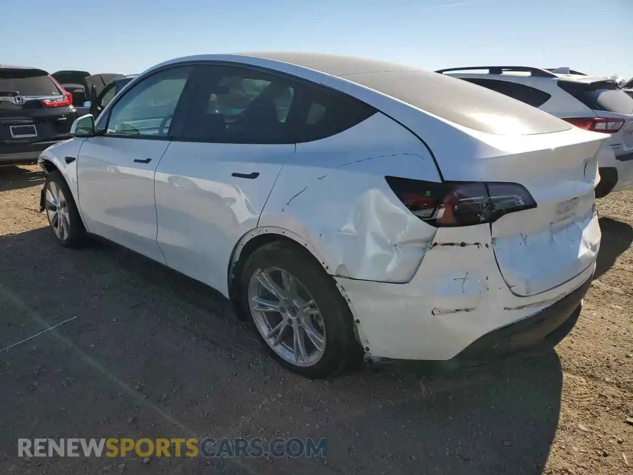 2 Photograph of a damaged car 7SAYGDEE6RF029255 TESLA MODEL Y 2024