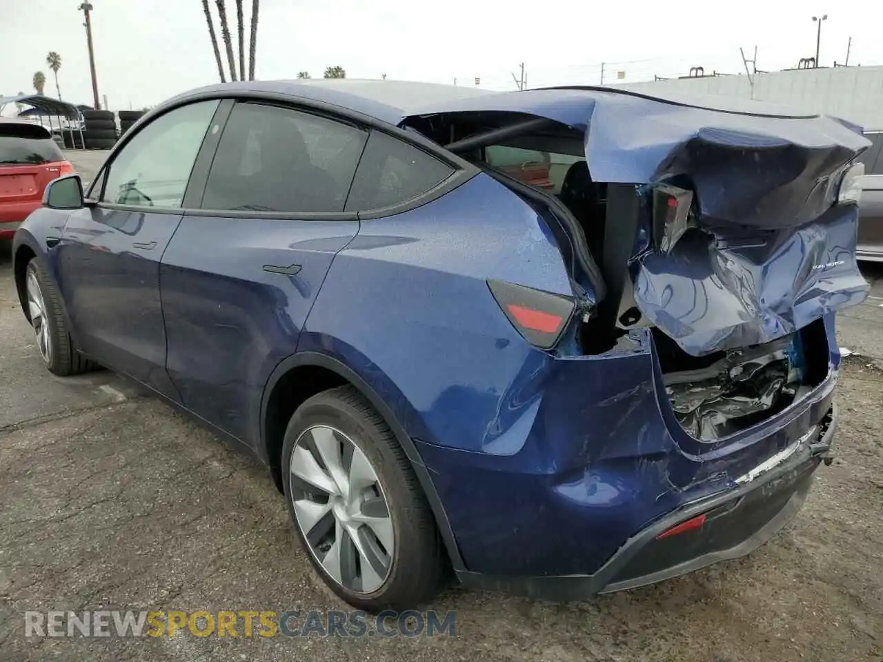 2 Photograph of a damaged car 7SAYGDEE6RF060277 TESLA MODEL Y 2024