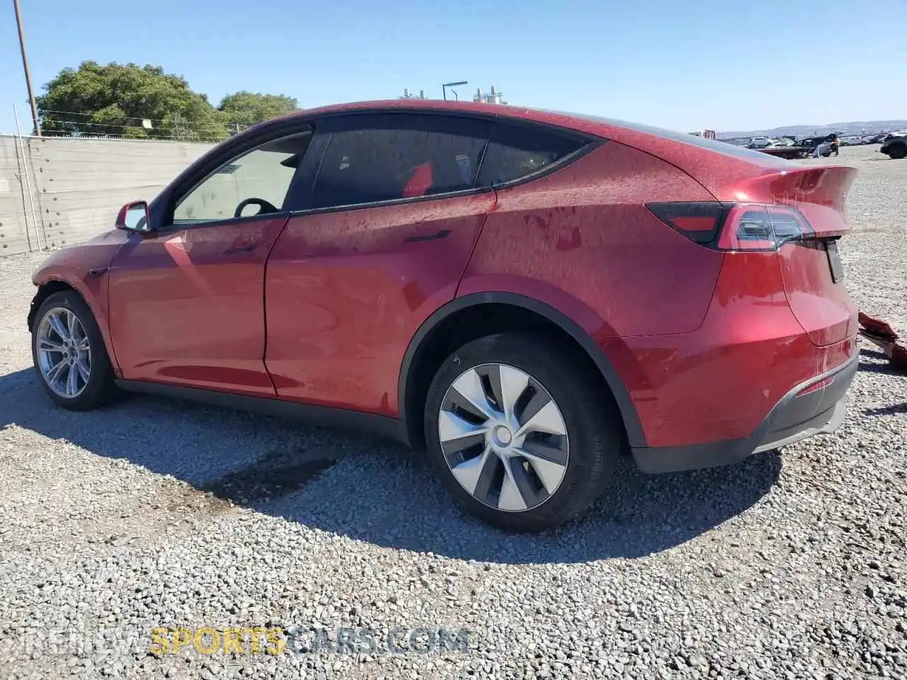 2 Photograph of a damaged car 7SAYGDEE6RF065463 TESLA MODEL Y 2024