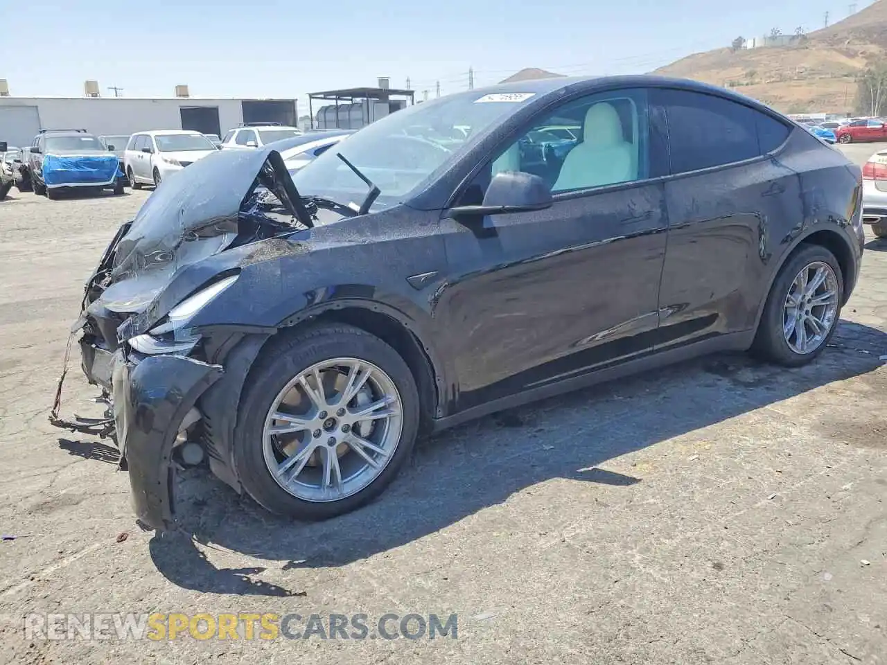 1 Photograph of a damaged car 7SAYGDEE6RF069092 TESLA MODEL Y 2024