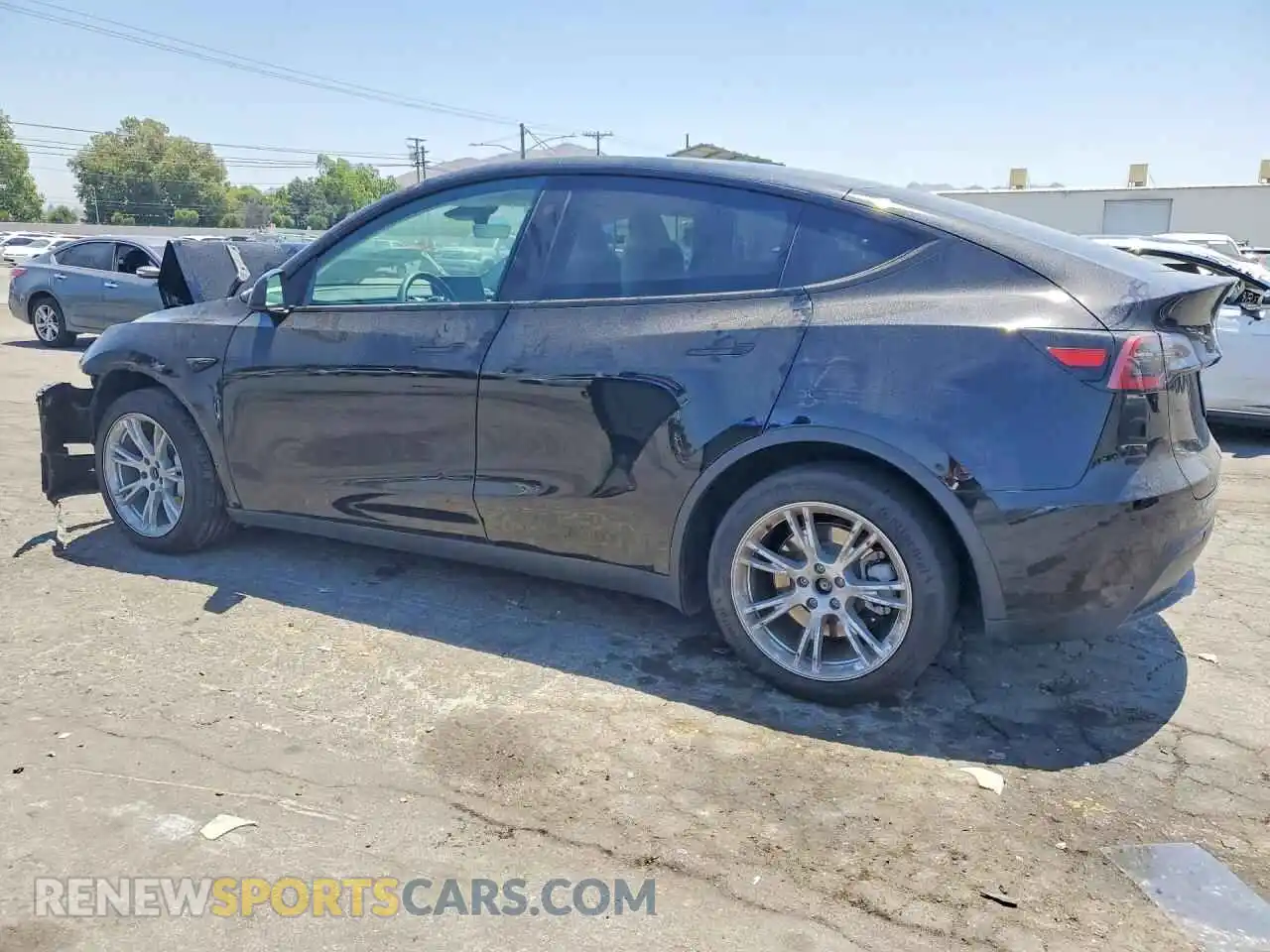 2 Photograph of a damaged car 7SAYGDEE6RF069092 TESLA MODEL Y 2024