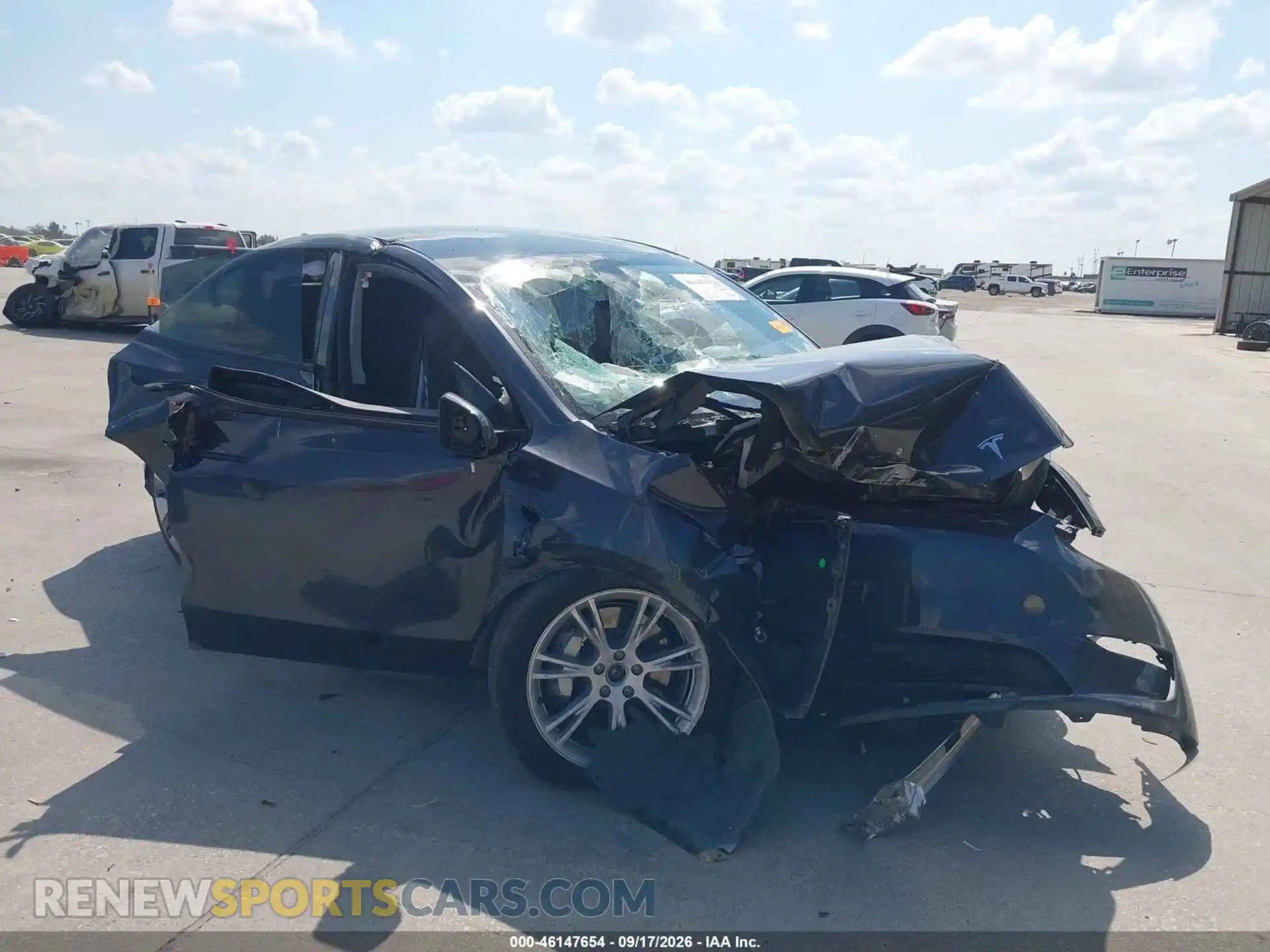 1 Photograph of a damaged car 7SAYGDEE6RF090332 TESLA MODEL Y 2024