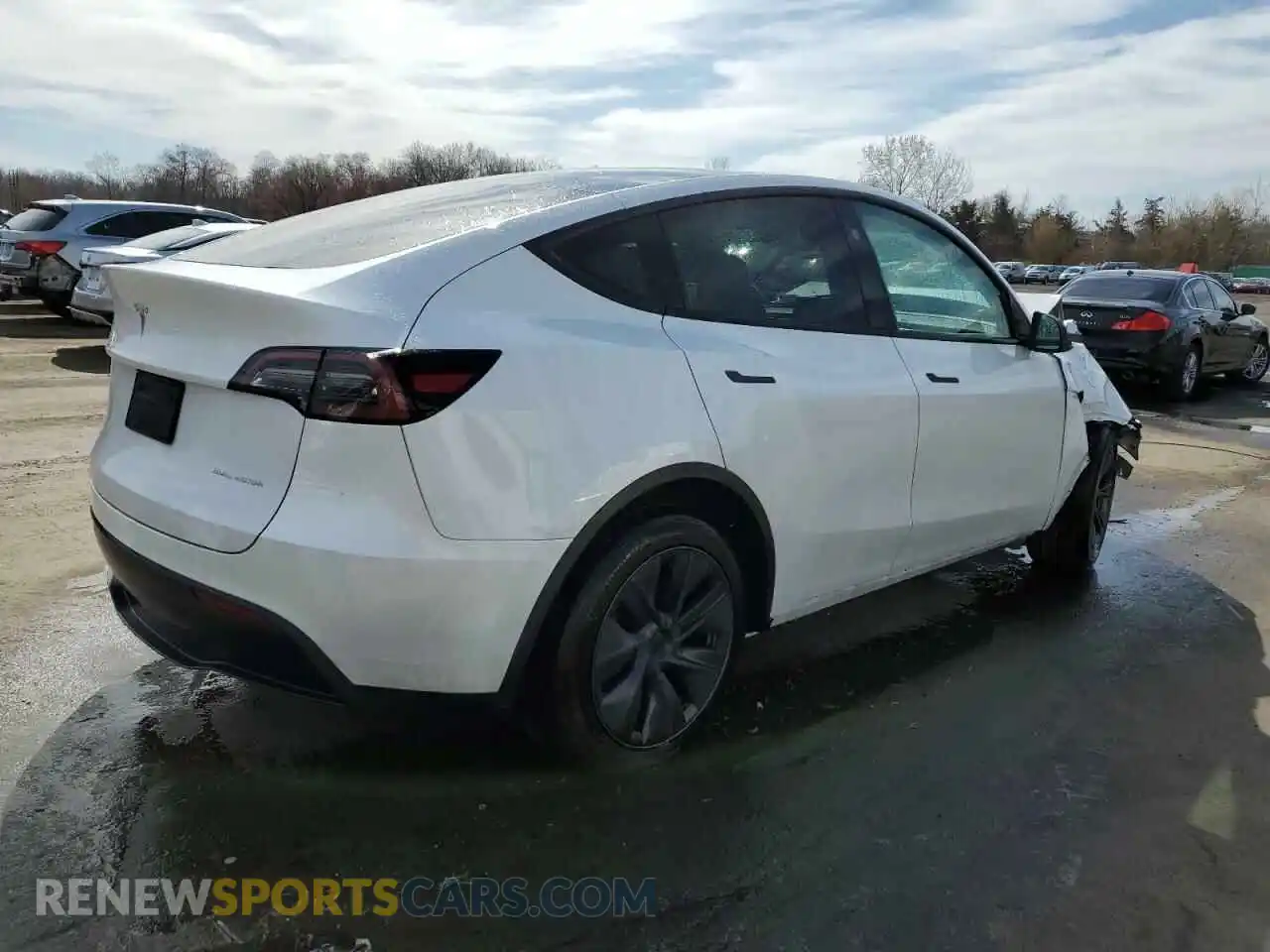 3 Photograph of a damaged car 7SAYGDEE6RF149685 TESLA MODEL Y 2024