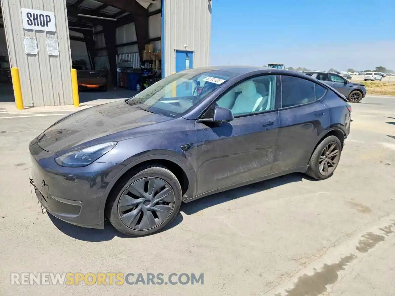 1 Photograph of a damaged car 7SAYGDEE6RF152621 TESLA MODEL Y 2024