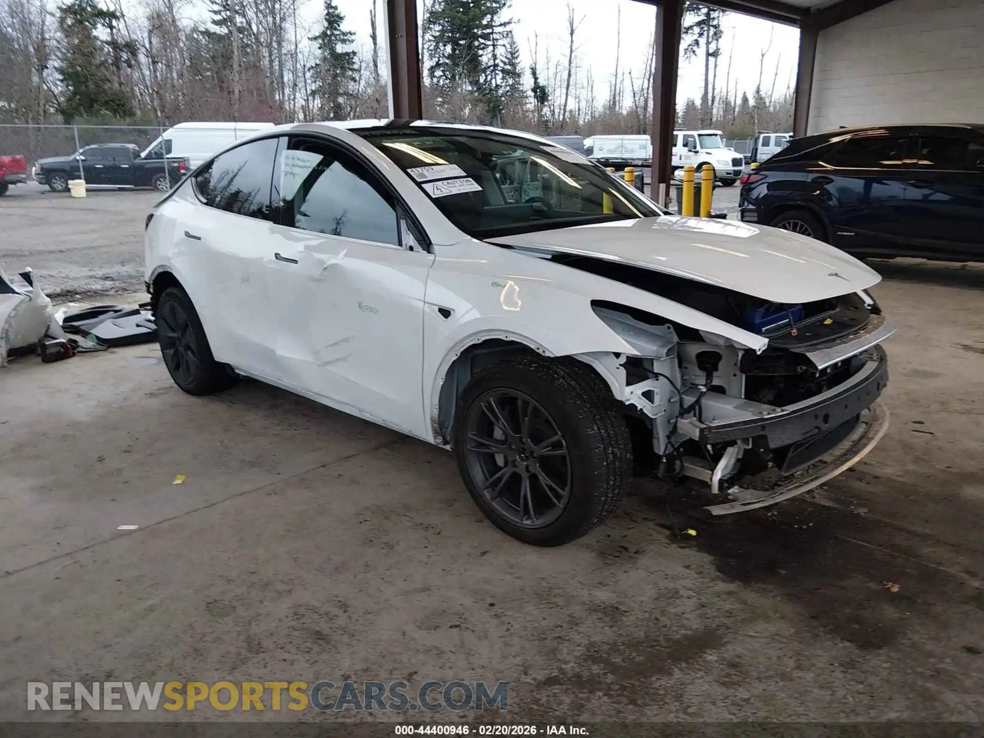 1 Photograph of a damaged car 7SAYGDEE6RF155504 TESLA MODEL Y 2024