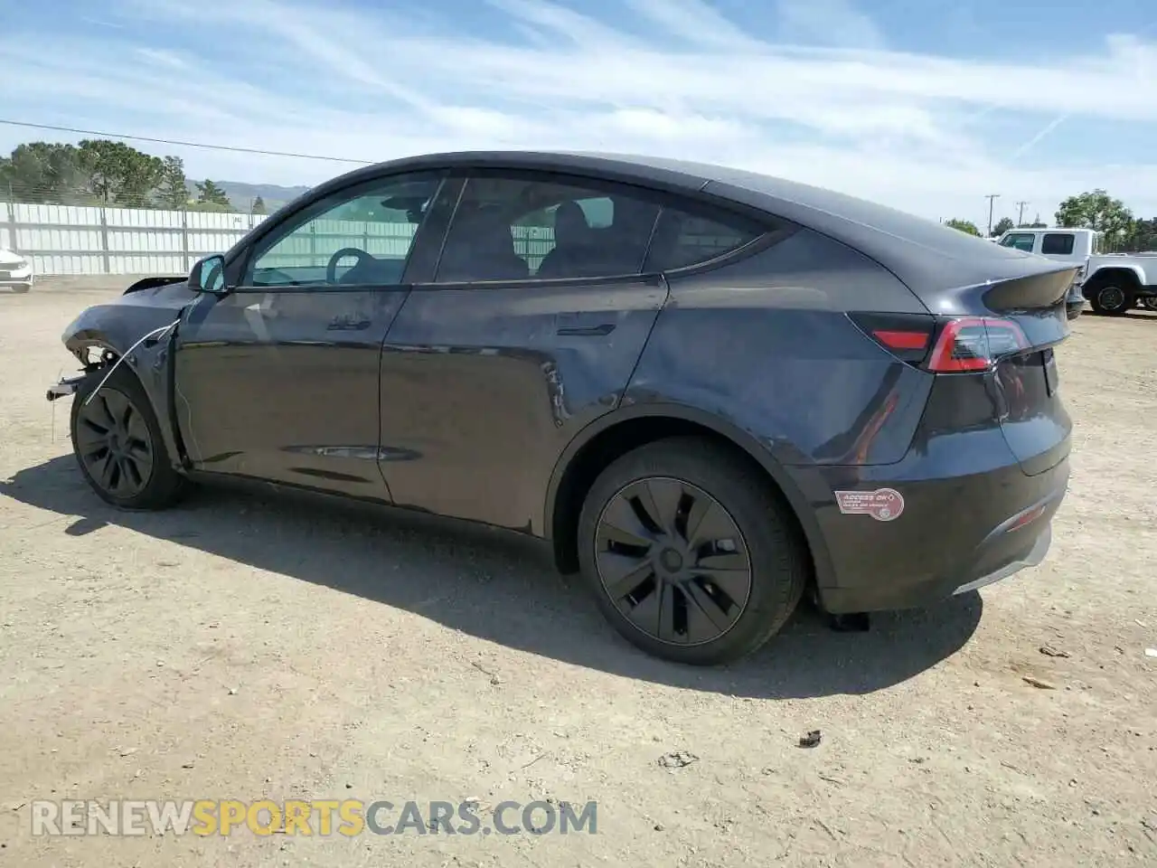 2 Photograph of a damaged car 7SAYGDEE6RF160816 TESLA MODEL Y 2024