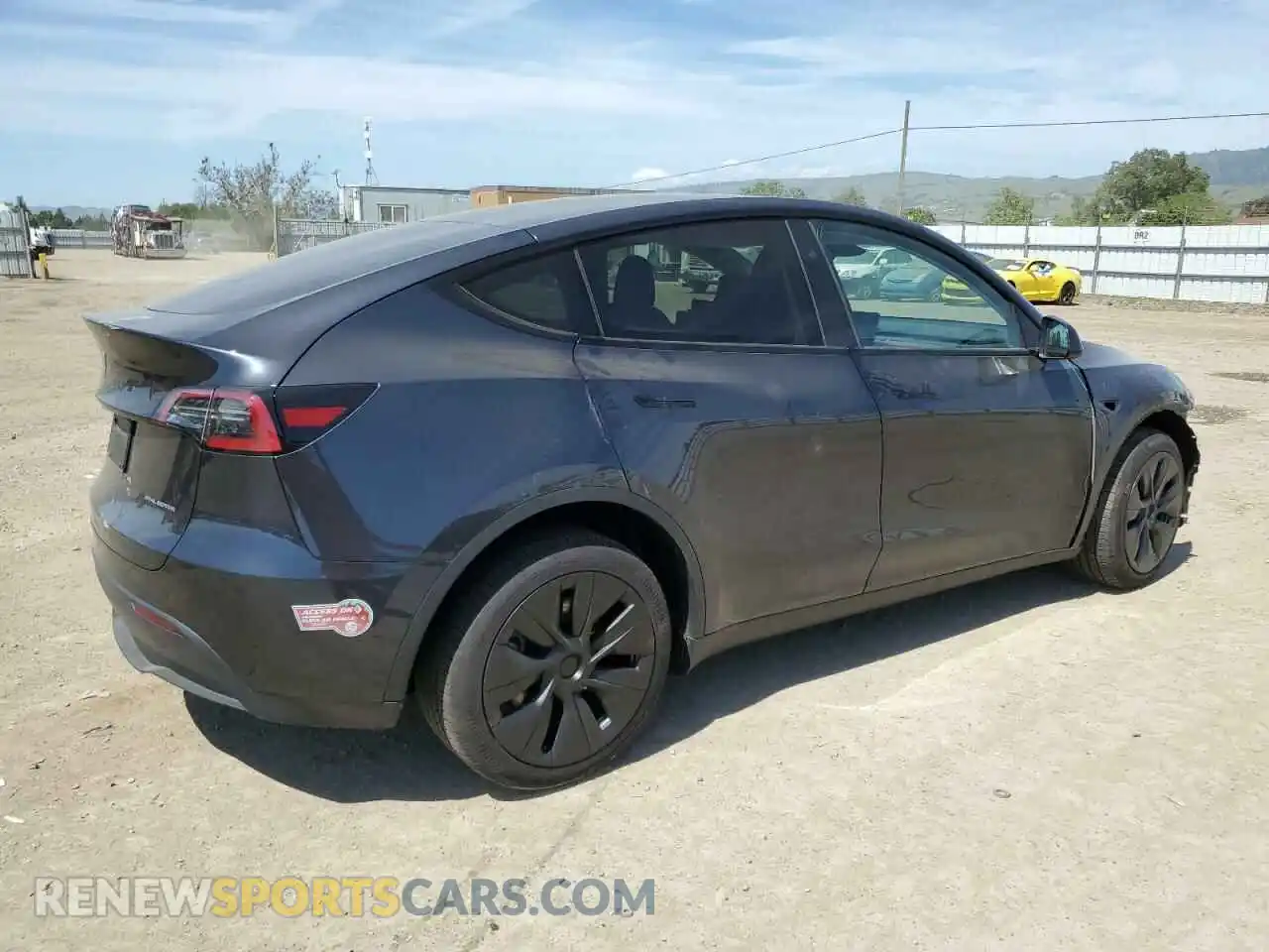 3 Photograph of a damaged car 7SAYGDEE6RF160816 TESLA MODEL Y 2024