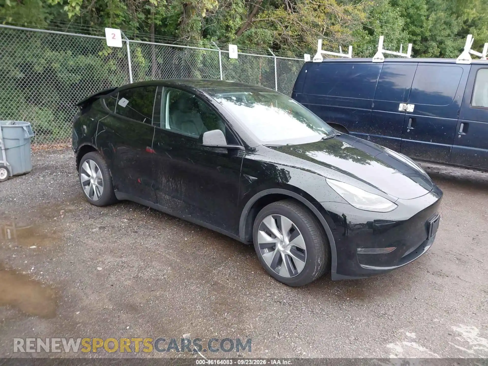 1 Photograph of a damaged car 7SAYGDEE7RA225833 TESLA MODEL Y 2024