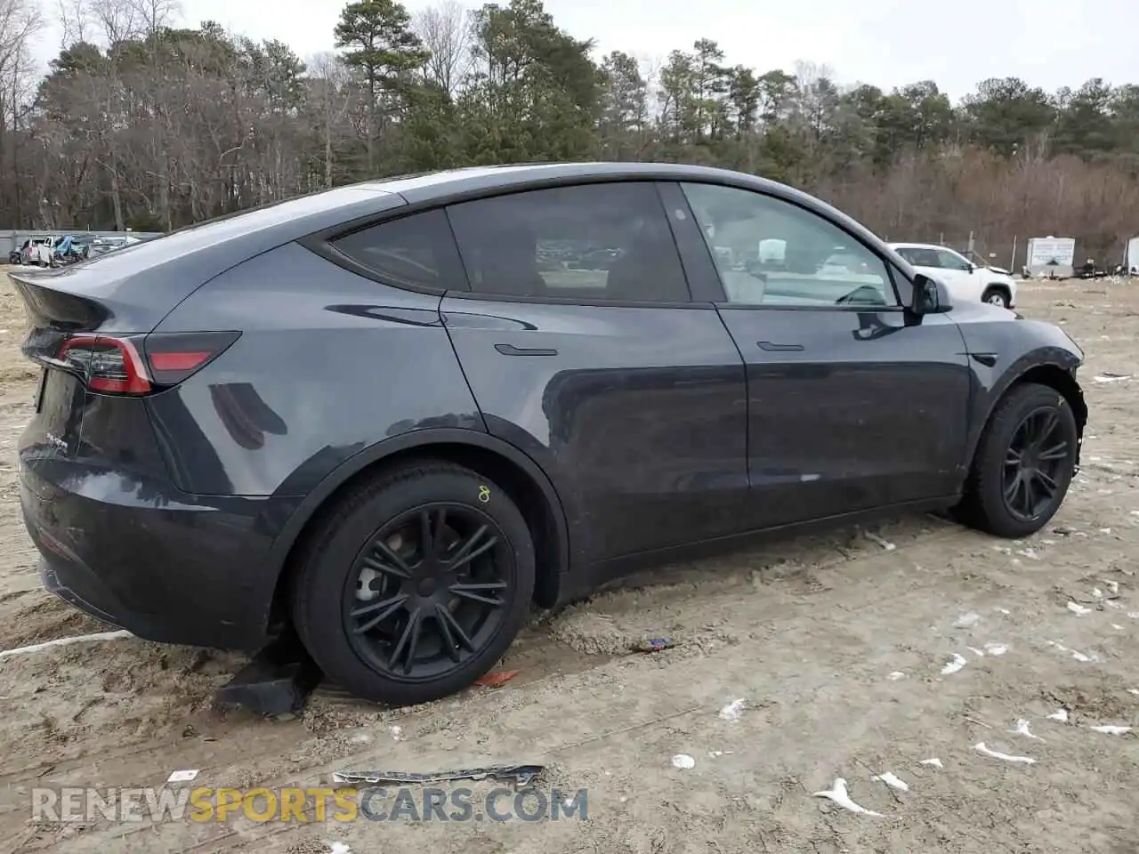 3 Photograph of a damaged car 7SAYGDEE7RA228456 TESLA MODEL Y 2024