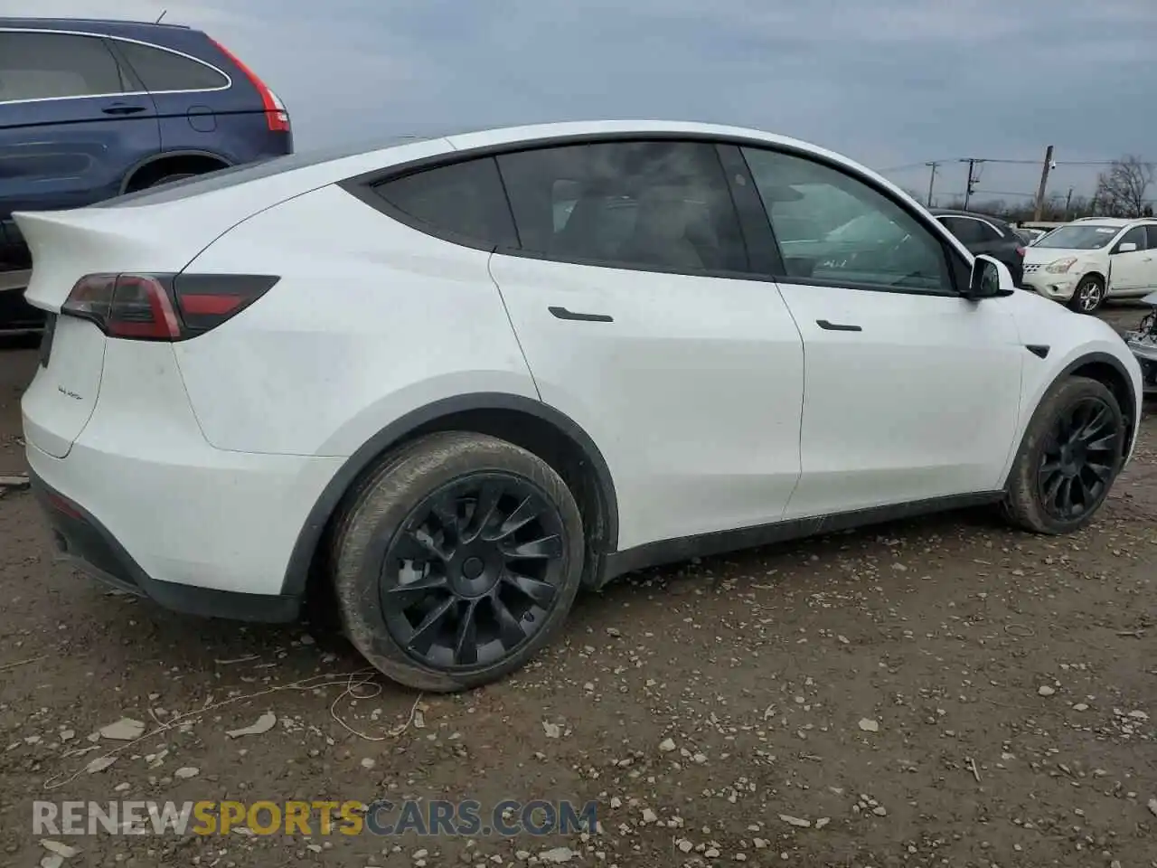3 Photograph of a damaged car 7SAYGDEE7RA234919 TESLA MODEL Y 2024