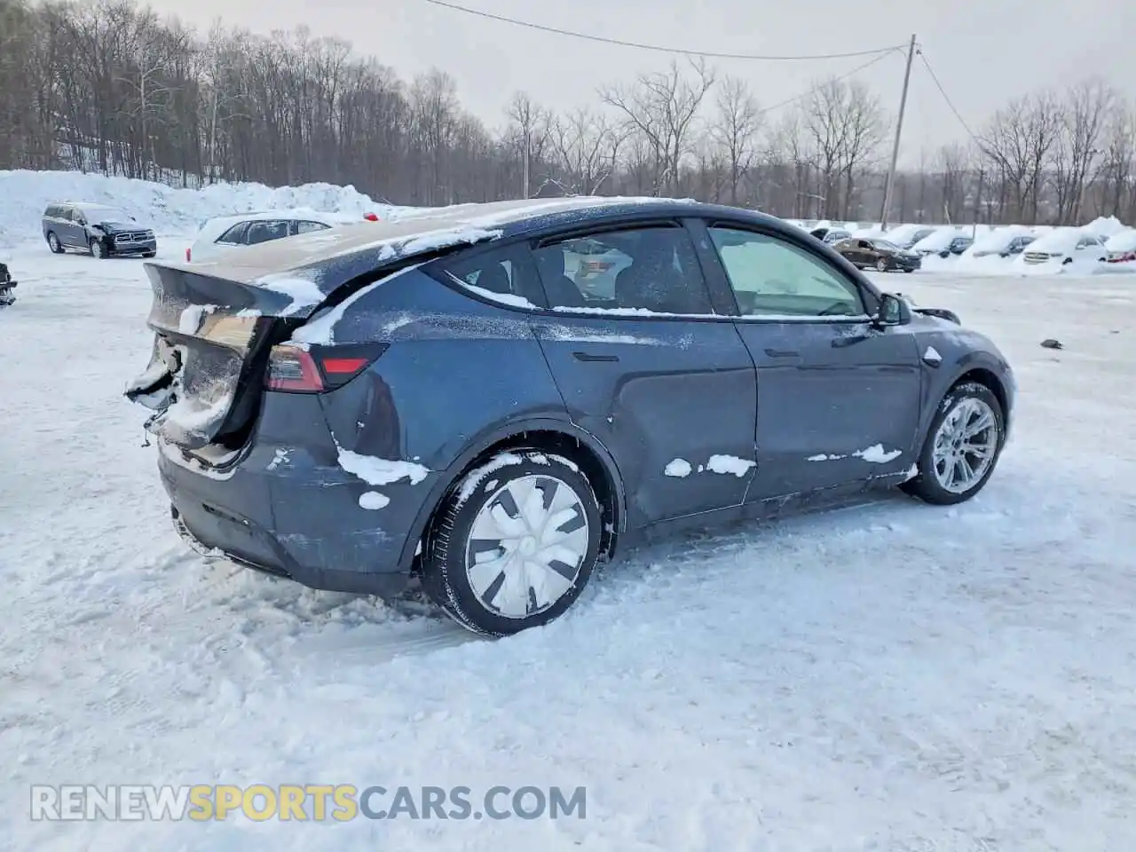 3 Photograph of a damaged car 7SAYGDEE7RA238405 TESLA MODEL Y 2024