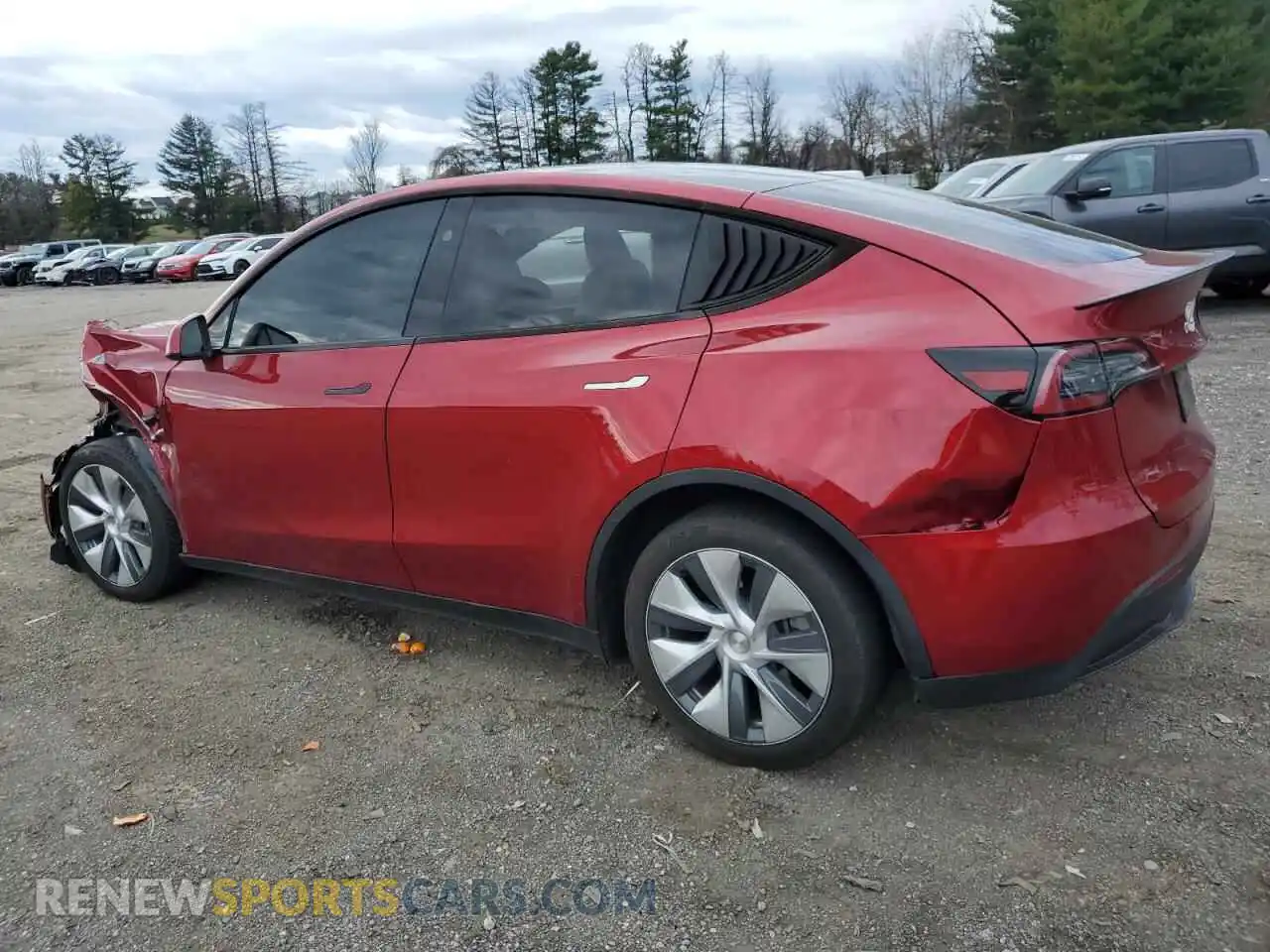 2 Photograph of a damaged car 7SAYGDEE7RA272439 TESLA MODEL Y 2024
