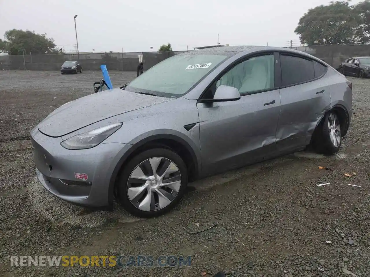 1 Photograph of a damaged car 7SAYGDEE7RA282209 TESLA MODEL Y 2024