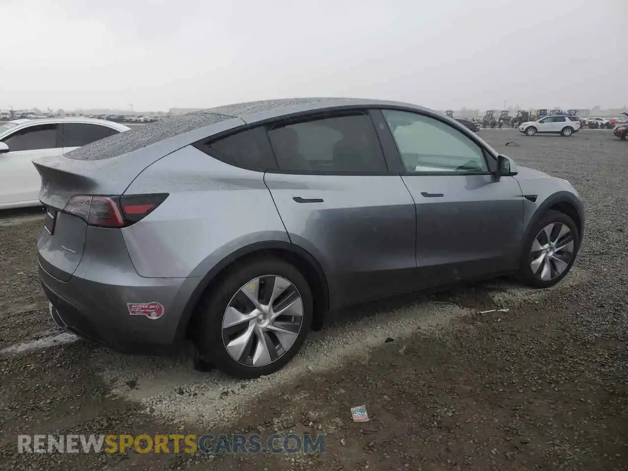 3 Photograph of a damaged car 7SAYGDEE7RA282209 TESLA MODEL Y 2024