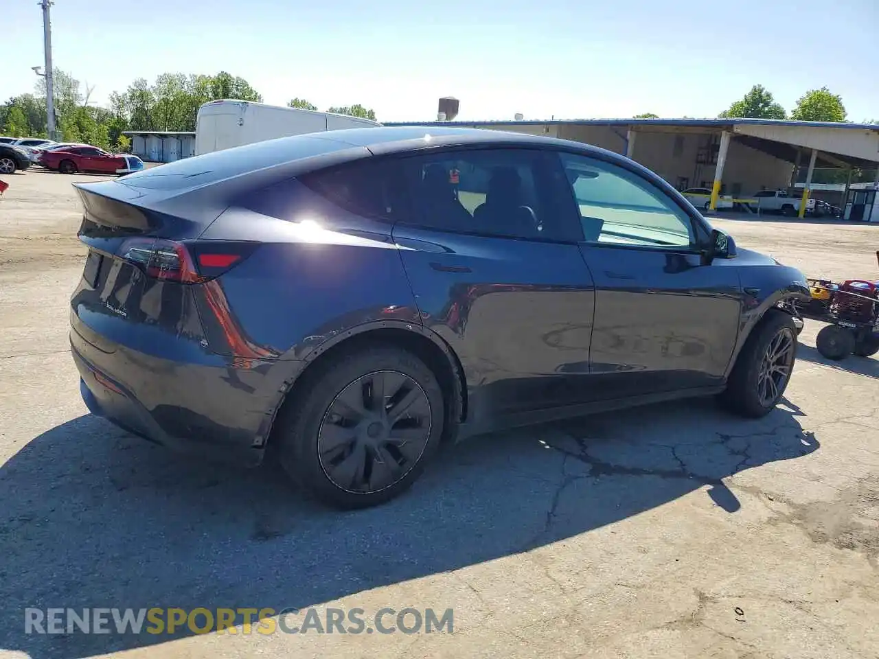 3 Фотография поврежденного автомобиля 7SAYGDEE7RA313670 TESLA MODEL Y 2024