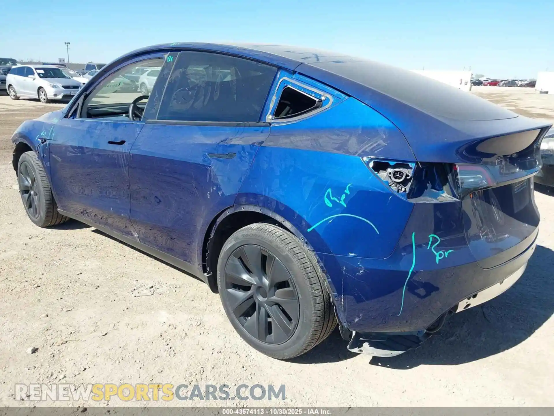3 Photograph of a damaged car 7SAYGDEE7RA323793 TESLA MODEL Y 2024