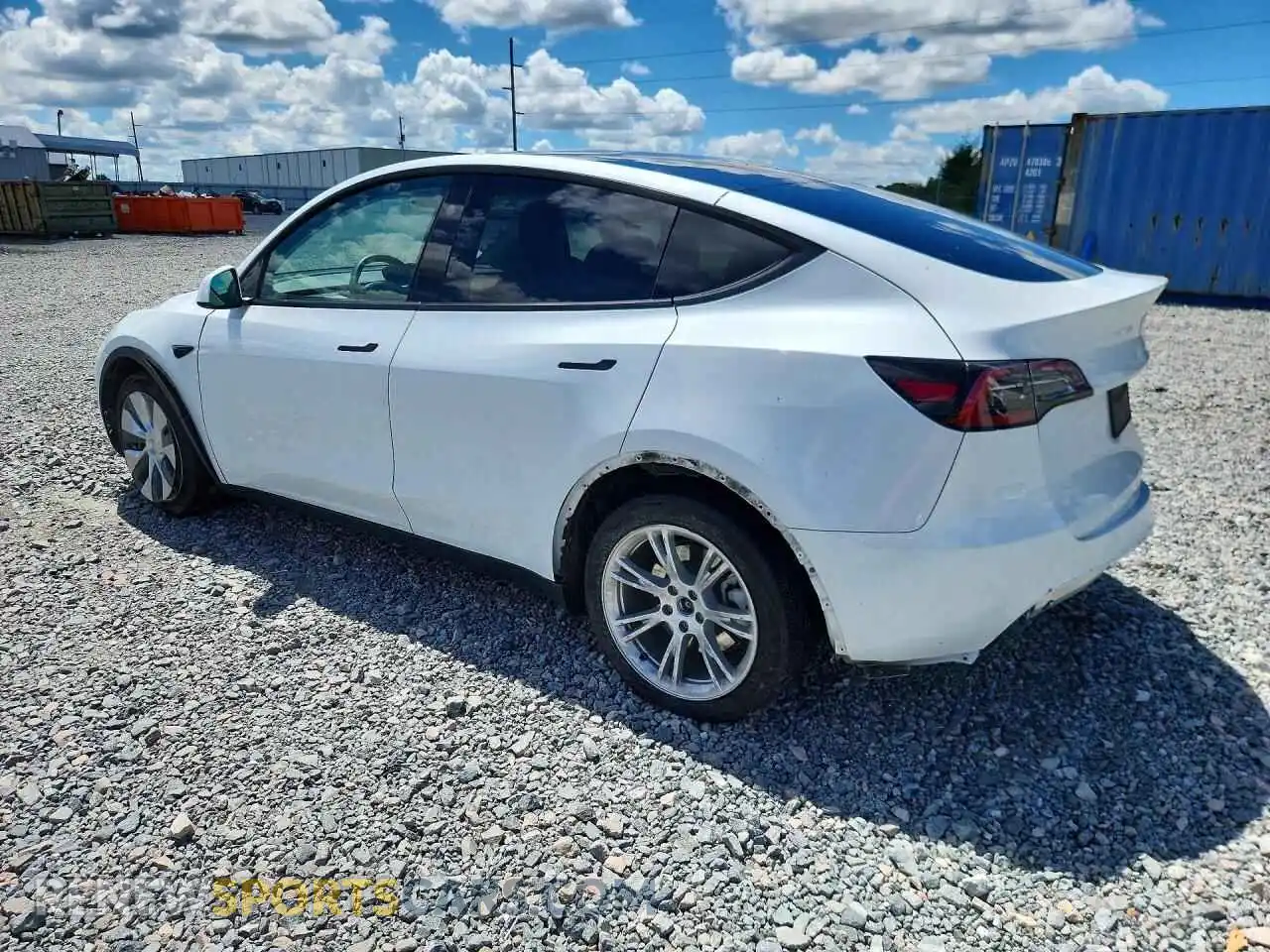 2 Photograph of a damaged car 7SAYGDEE7RF047490 TESLA MODEL Y 2024