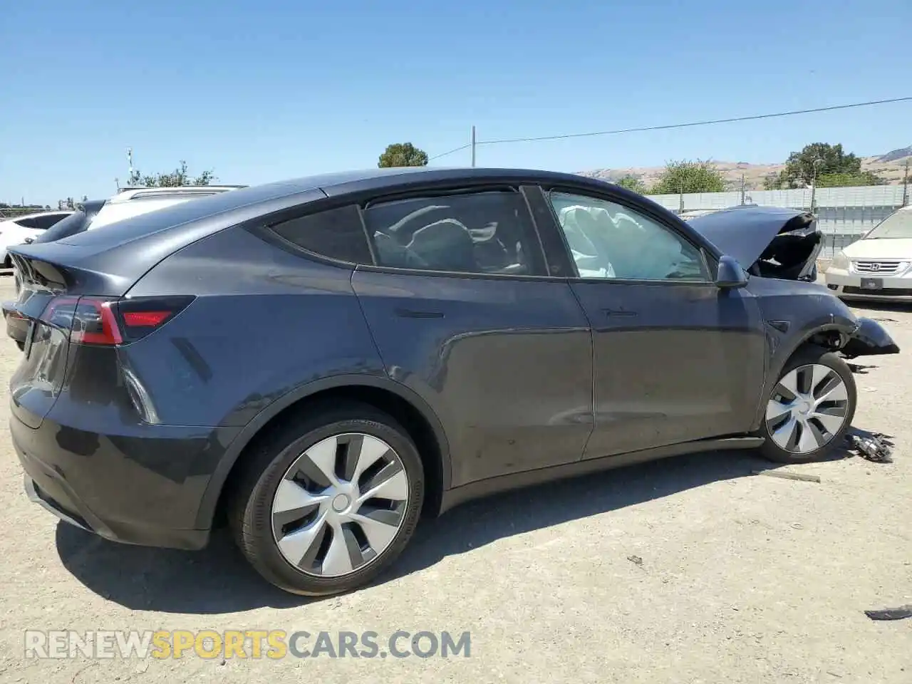 3 Photograph of a damaged car 7SAYGDEE7RF069926 TESLA MODEL Y 2024