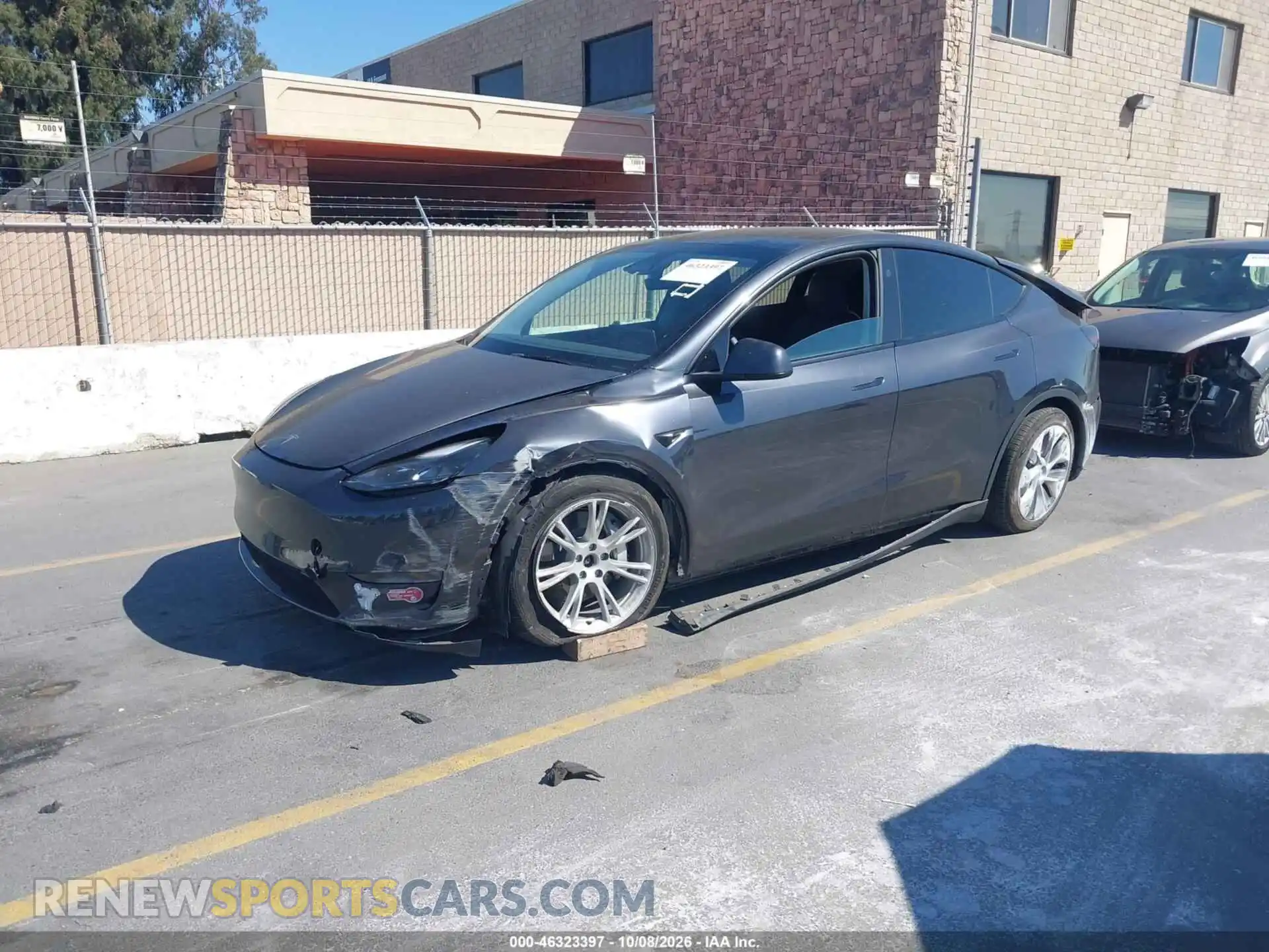 2 fotografías del automóvil dañado 7SAYGDEE7RF075001 TESLA MODEL Y 2024