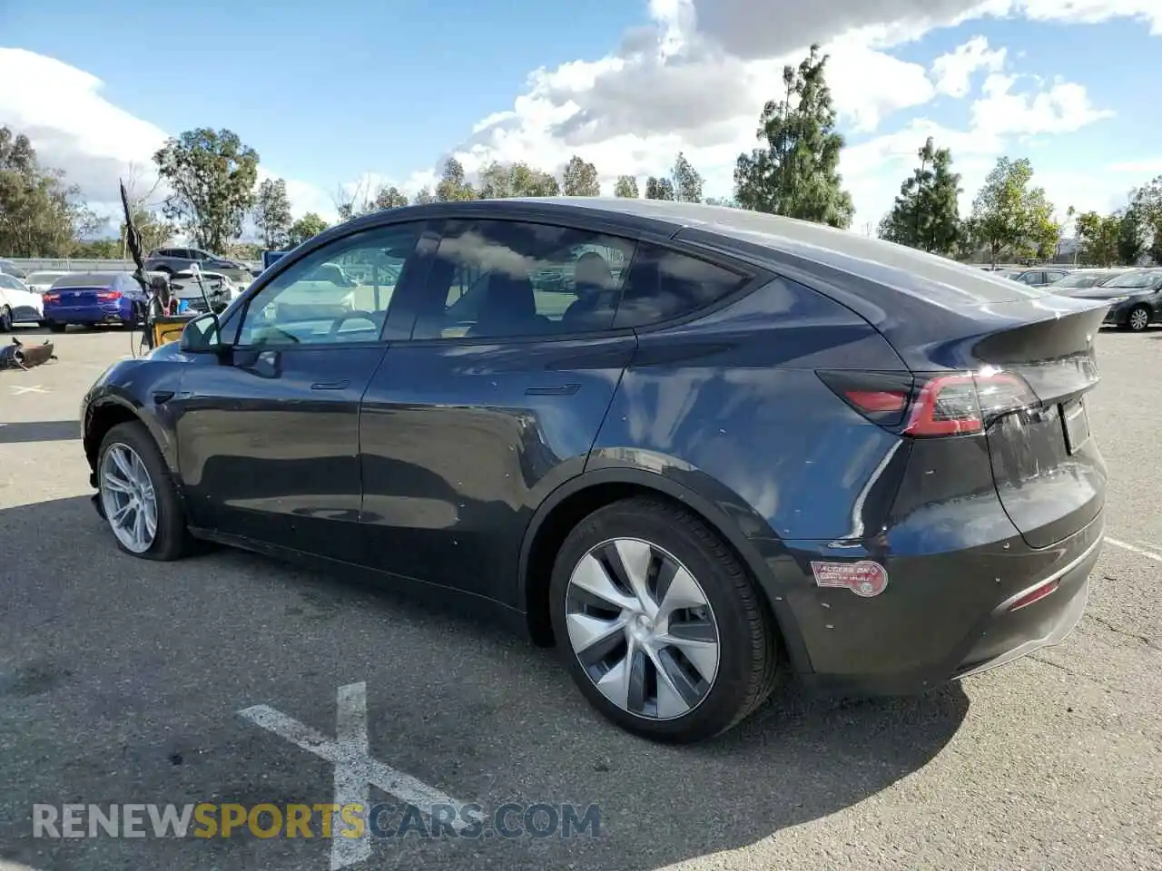 2 Photograph of a damaged car 7SAYGDEE7RF077198 TESLA MODEL Y 2024