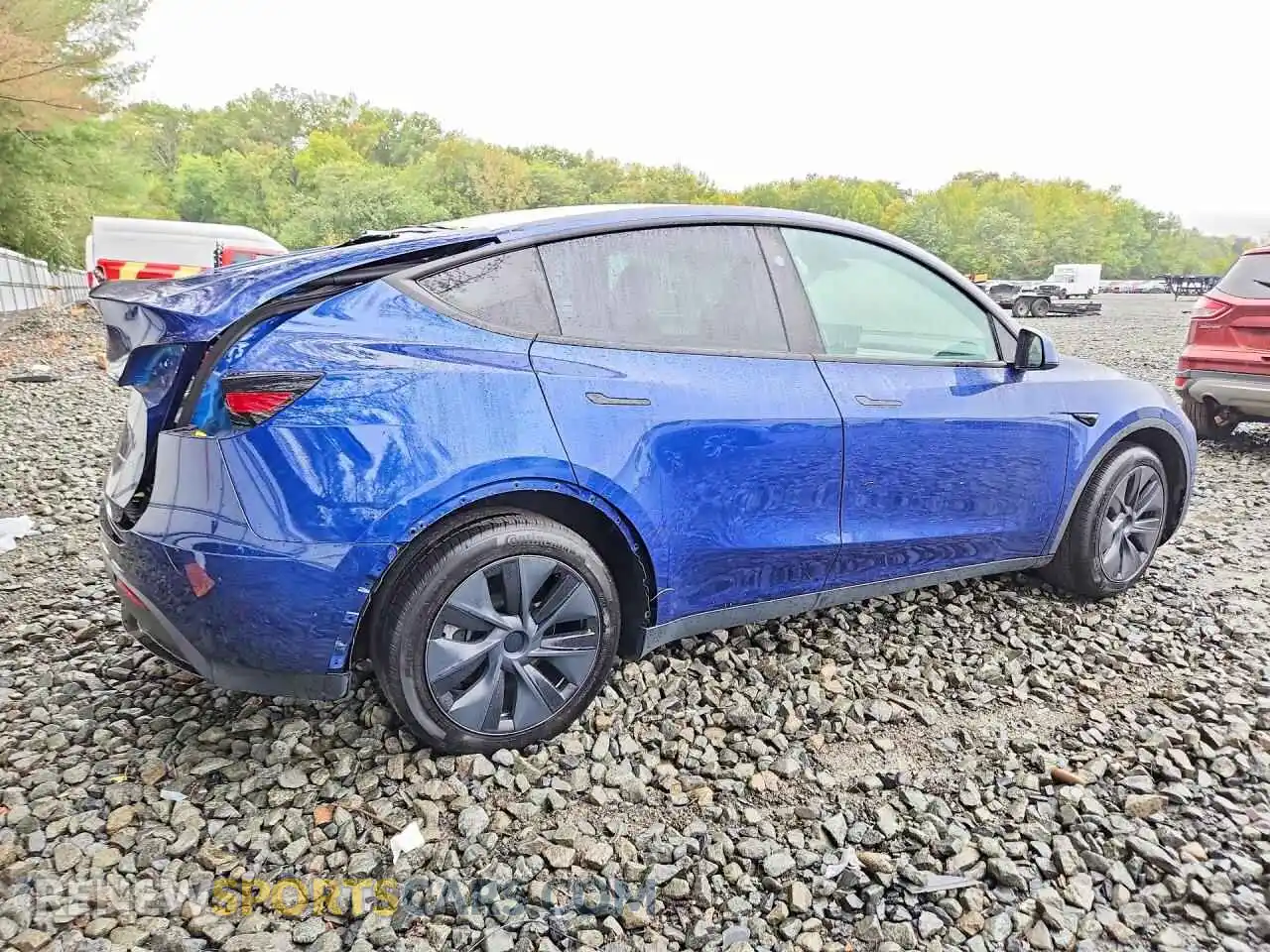 3 Photograph of a damaged car 7SAYGDEE7RF168973 TESLA MODEL Y 2024