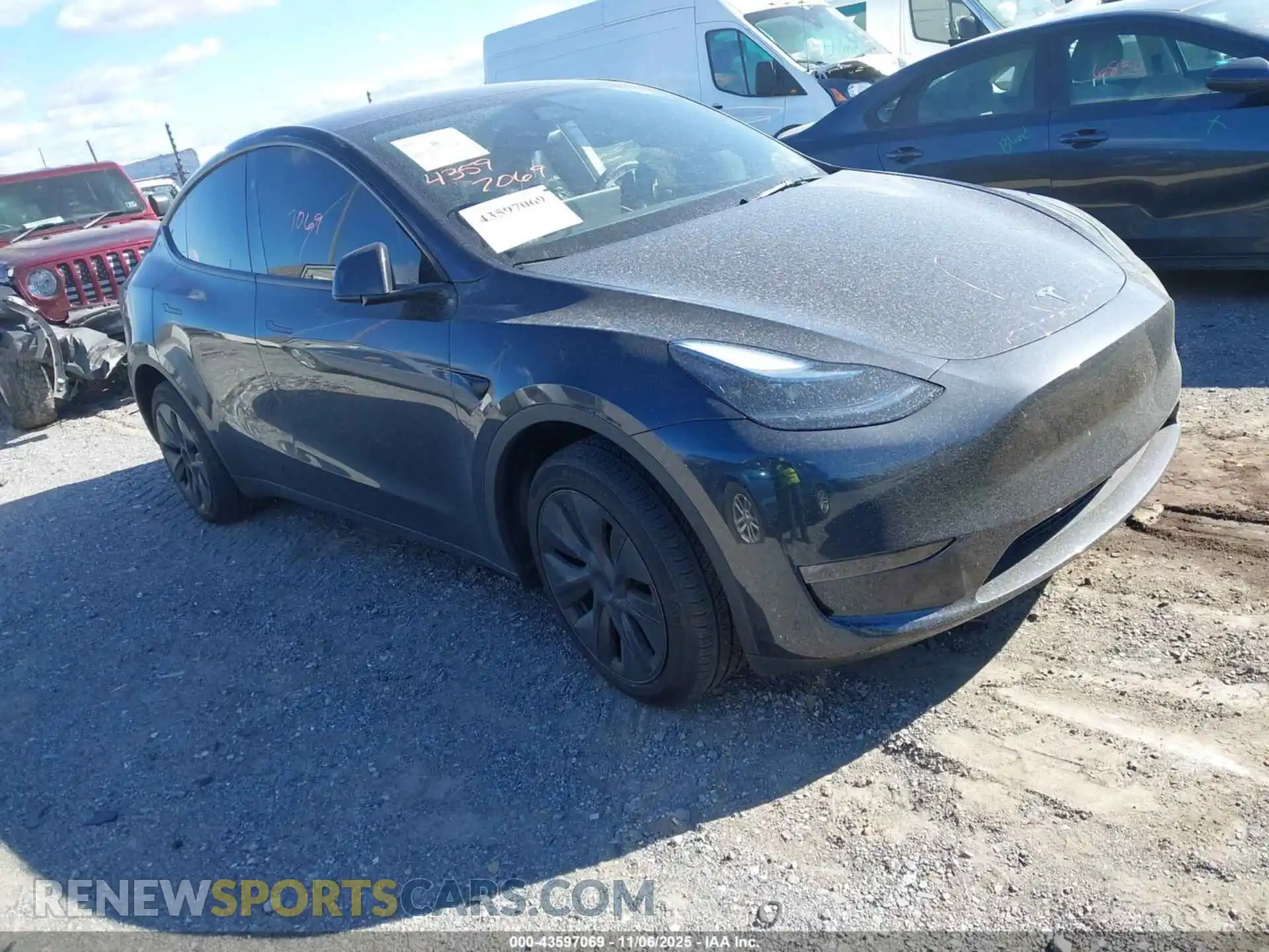 1 Photograph of a damaged car 7SAYGDEE7RF198376 TESLA MODEL Y 2024