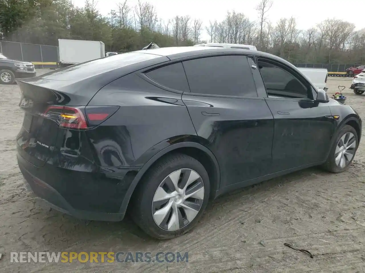 3 Photograph of a damaged car 7SAYGDEE8RA219099 TESLA MODEL Y 2024