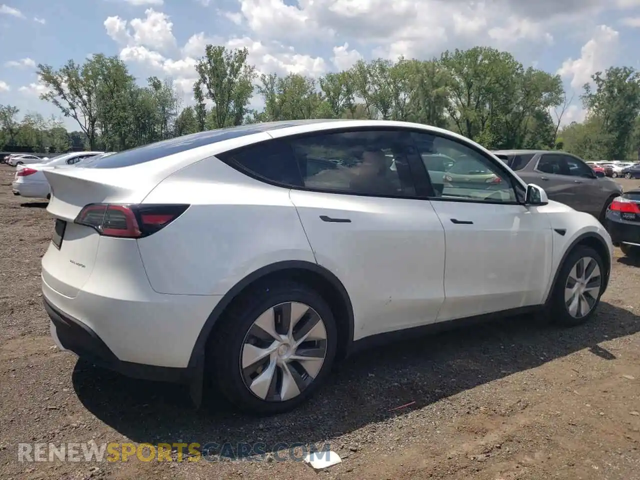 3 Photograph of a damaged car 7SAYGDEE8RA221435 TESLA MODEL Y 2024