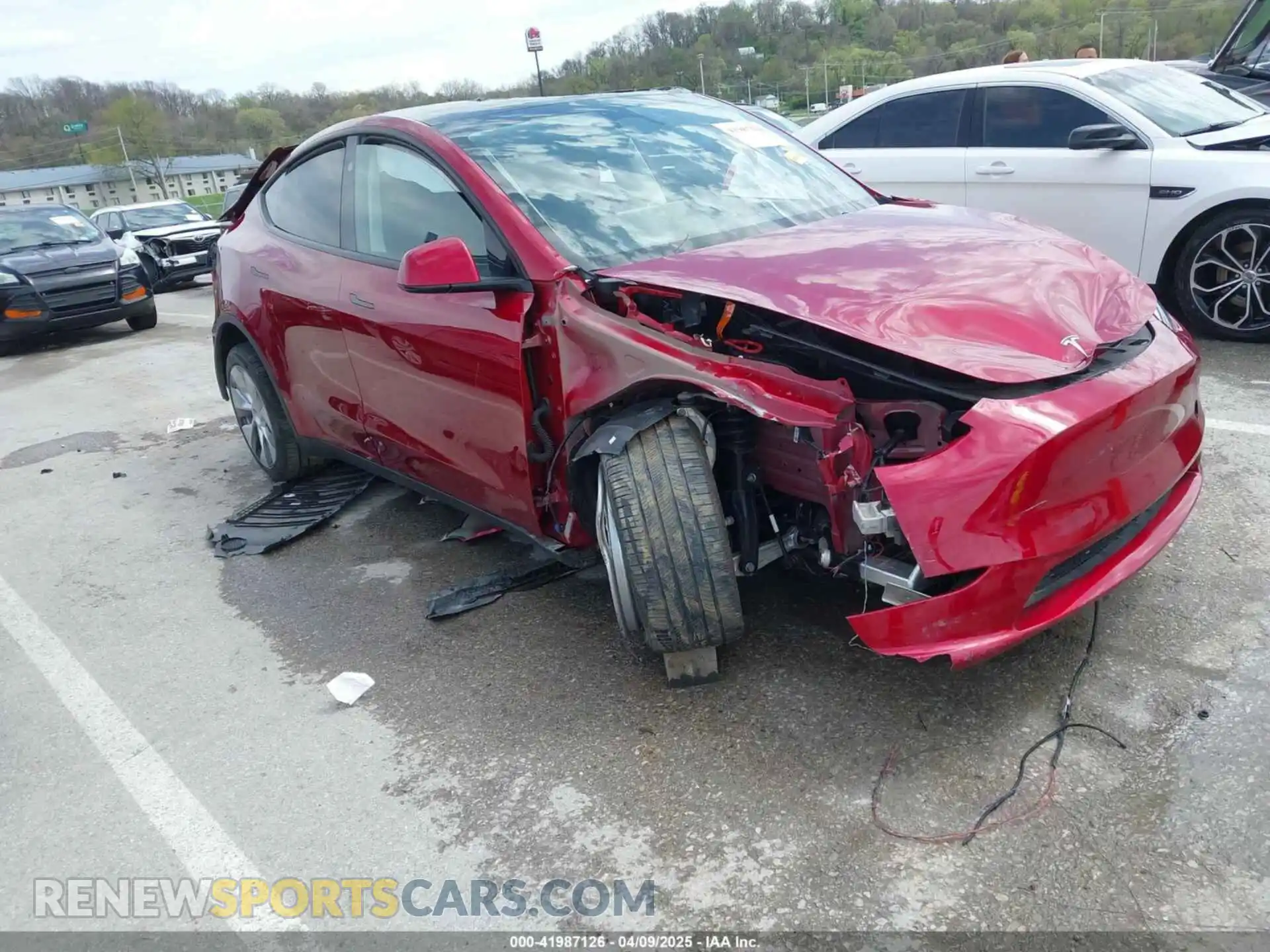 1 Photograph of a damaged car 7SAYGDEE8RA224397 TESLA MODEL Y 2024