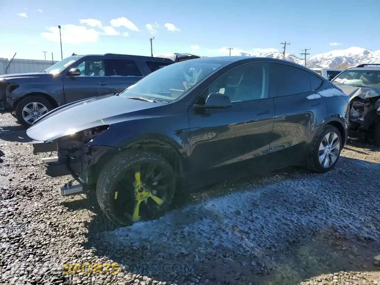 1 Photograph of a damaged car 7SAYGDEE8RA234184 TESLA MODEL Y 2024