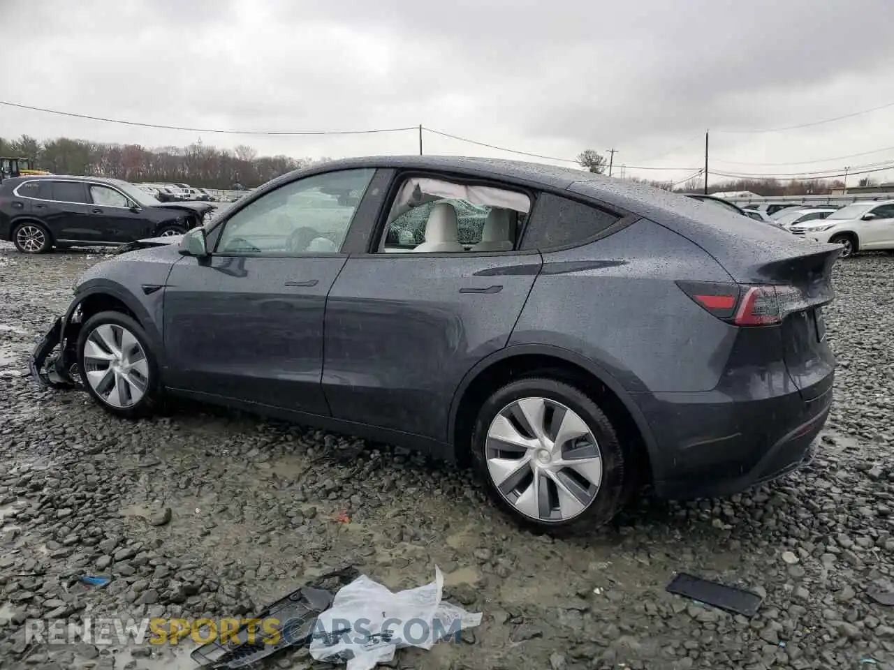2 Photograph of a damaged car 7SAYGDEE8RA249039 TESLA MODEL Y 2024