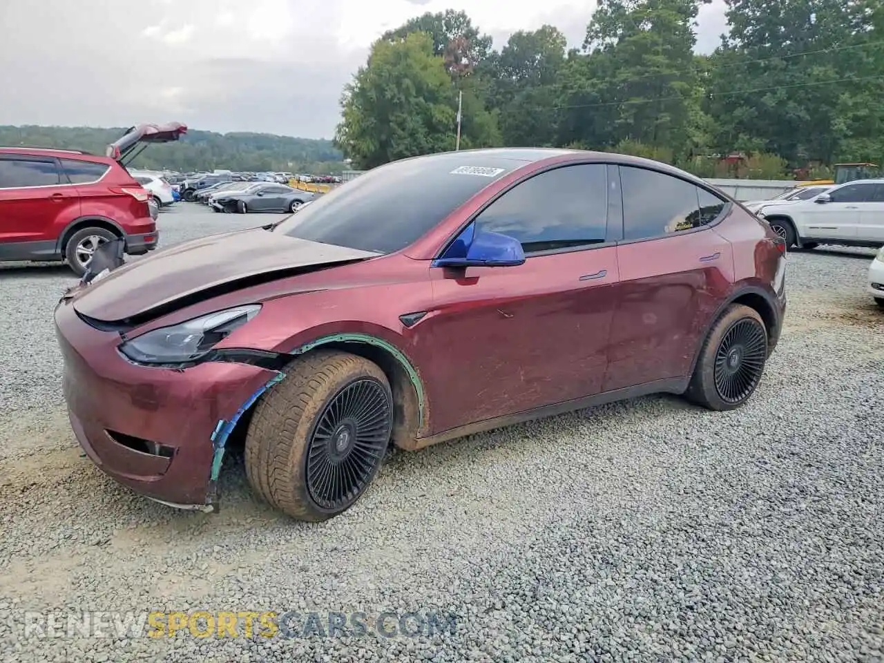 1 Фотография поврежденного автомобиля 7SAYGDEE8RA250319 TESLA MODEL Y 2024