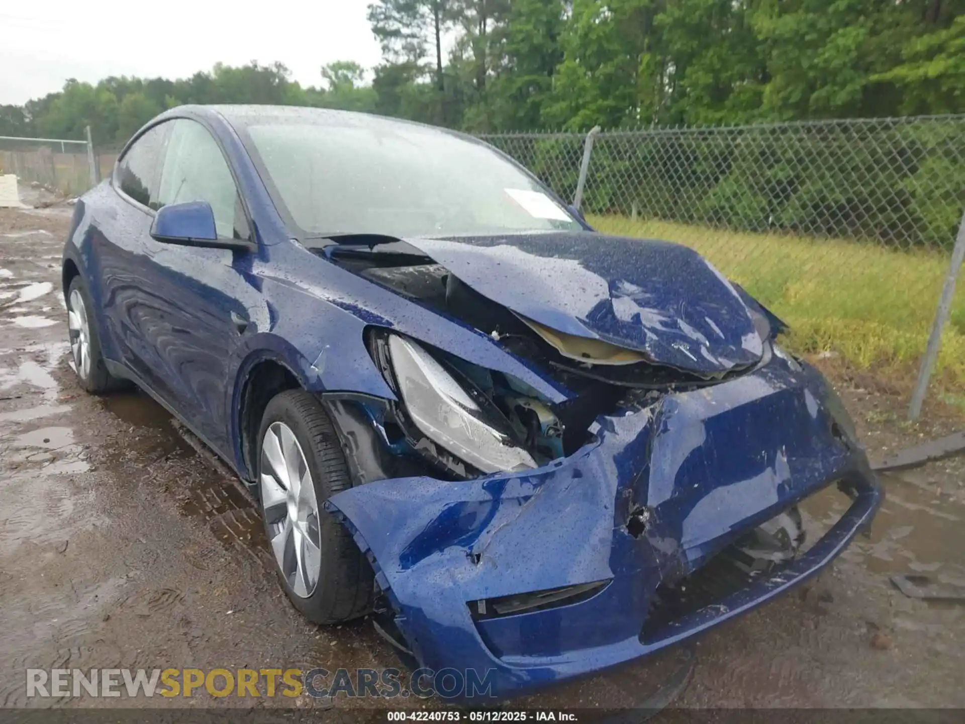 1 Photograph of a damaged car 7SAYGDEE8RA288102 TESLA MODEL Y 2024