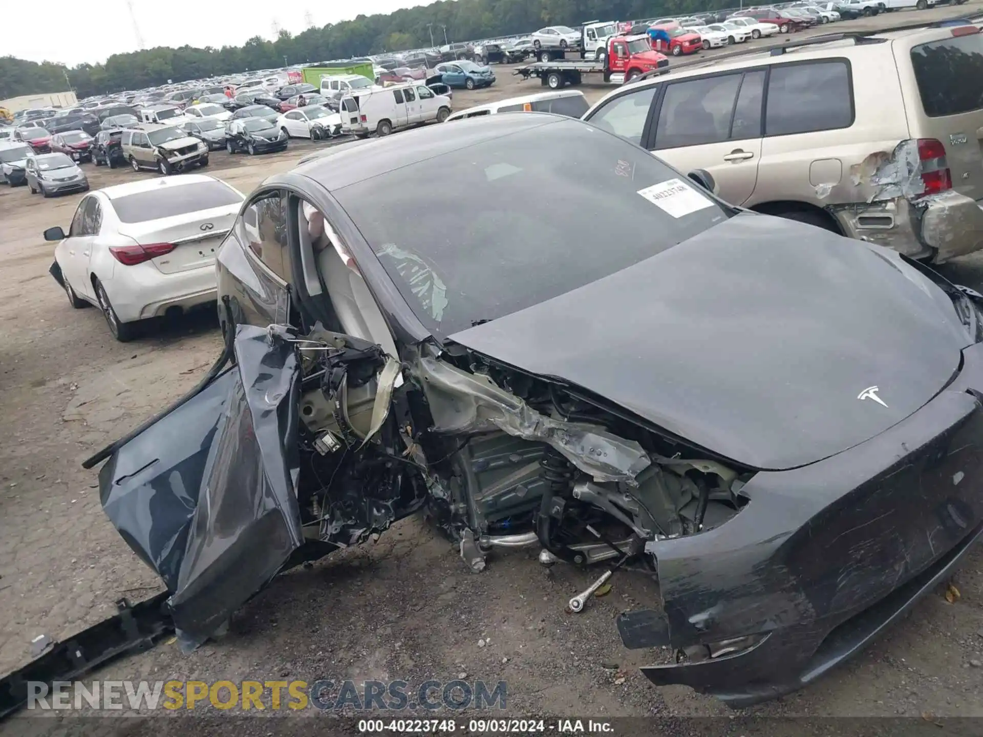 1 fotografías del automóvil dañado 7SAYGDEE8RA288603 TESLA MODEL Y 2024