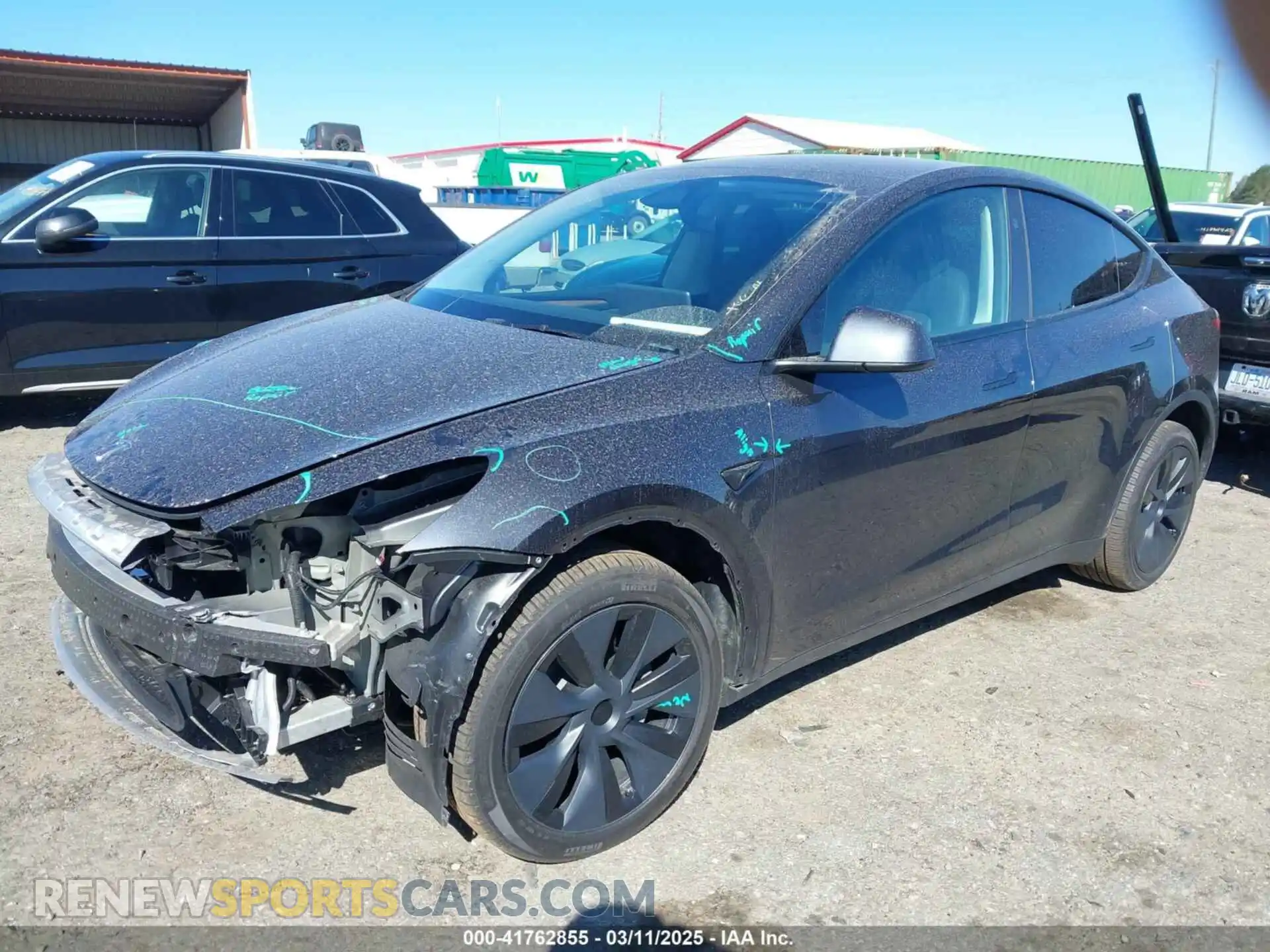 2 Photograph of a damaged car 7SAYGDEE8RA305853 TESLA MODEL Y 2024