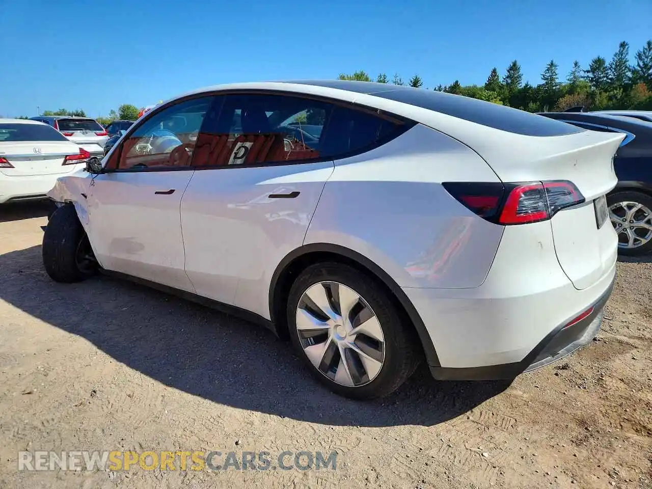 2 Фотография поврежденного автомобиля 7SAYGDEE8RF046185 TESLA MODEL Y 2024