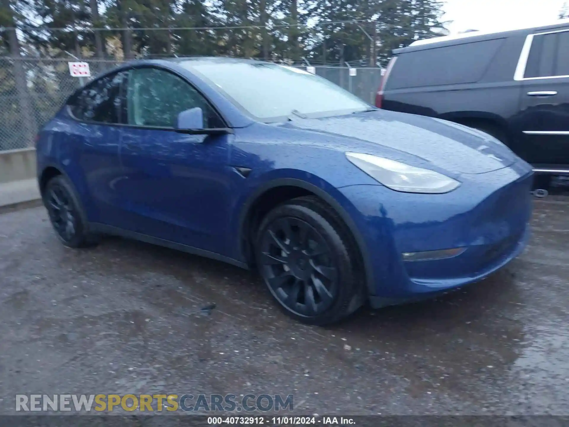 1 Photograph of a damaged car 7SAYGDEE8RF114761 TESLA MODEL Y 2024