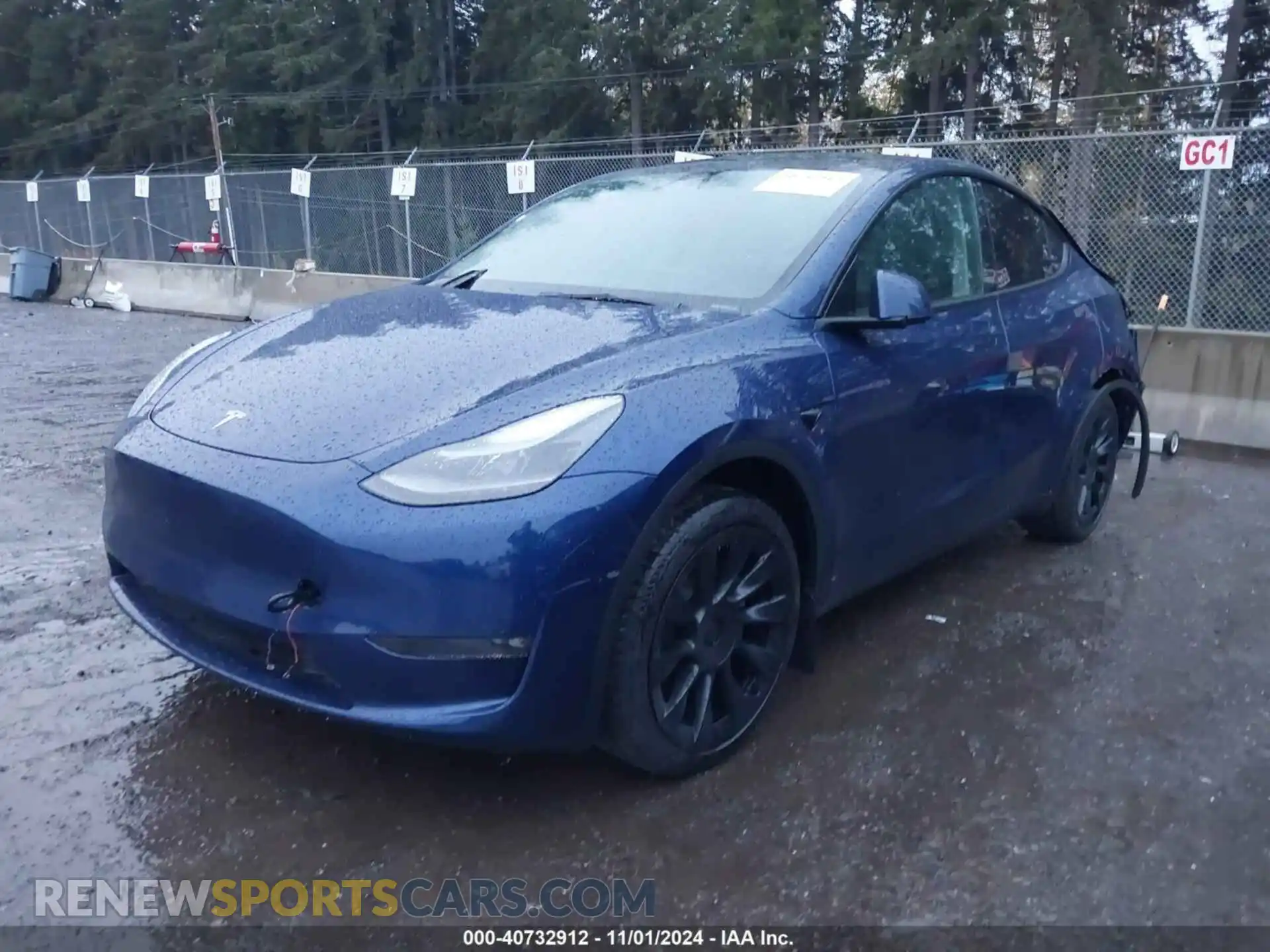 2 Photograph of a damaged car 7SAYGDEE8RF114761 TESLA MODEL Y 2024