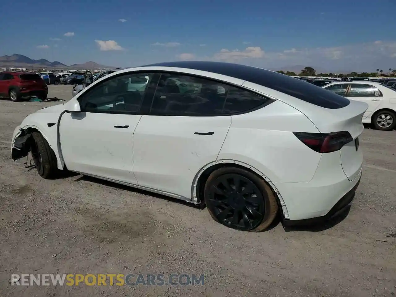 2 Photograph of a damaged car 7SAYGDEE8RF125968 TESLA MODEL Y 2024