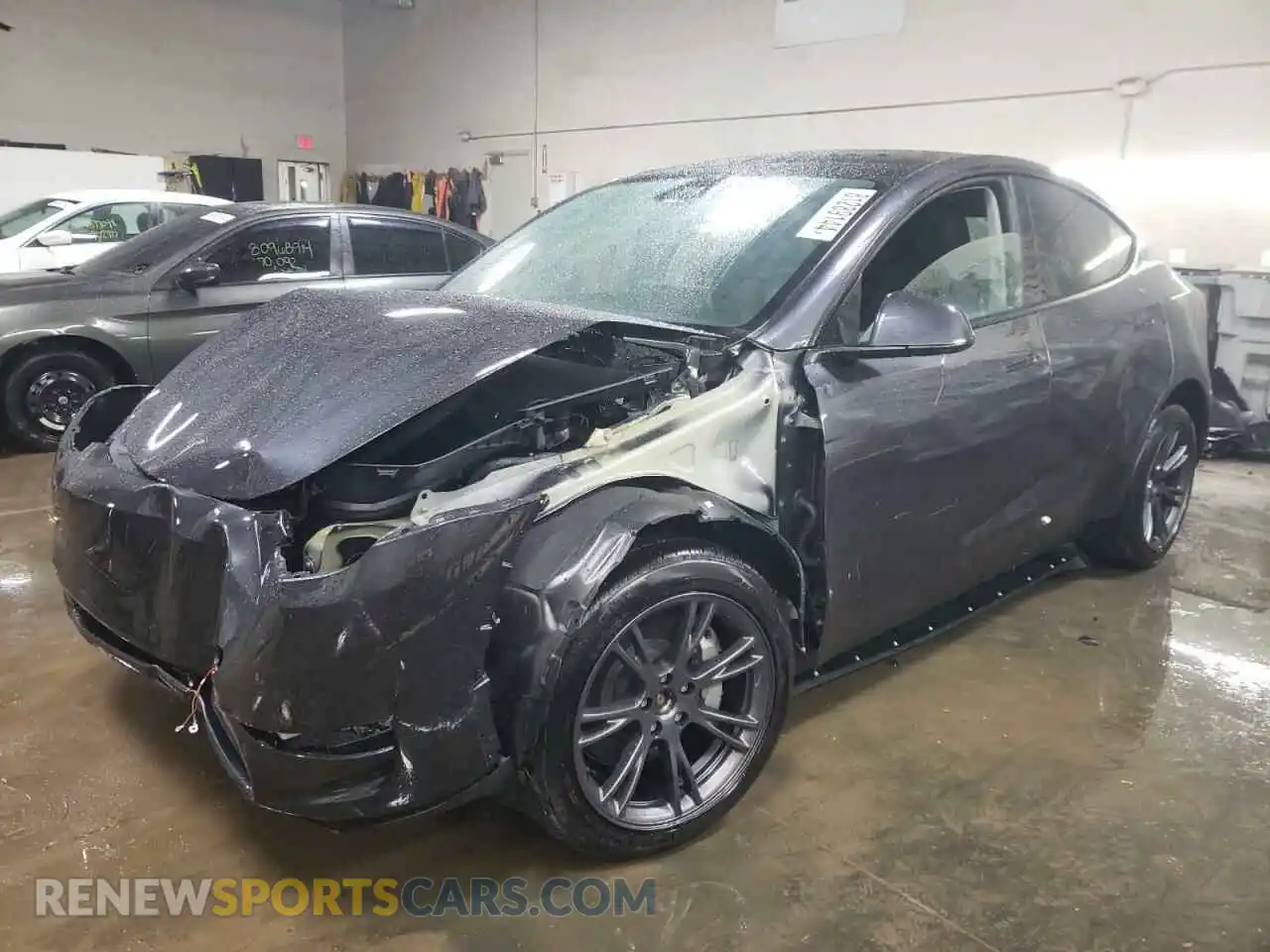 1 Photograph of a damaged car 7SAYGDEE8RF197074 TESLA MODEL Y 2024