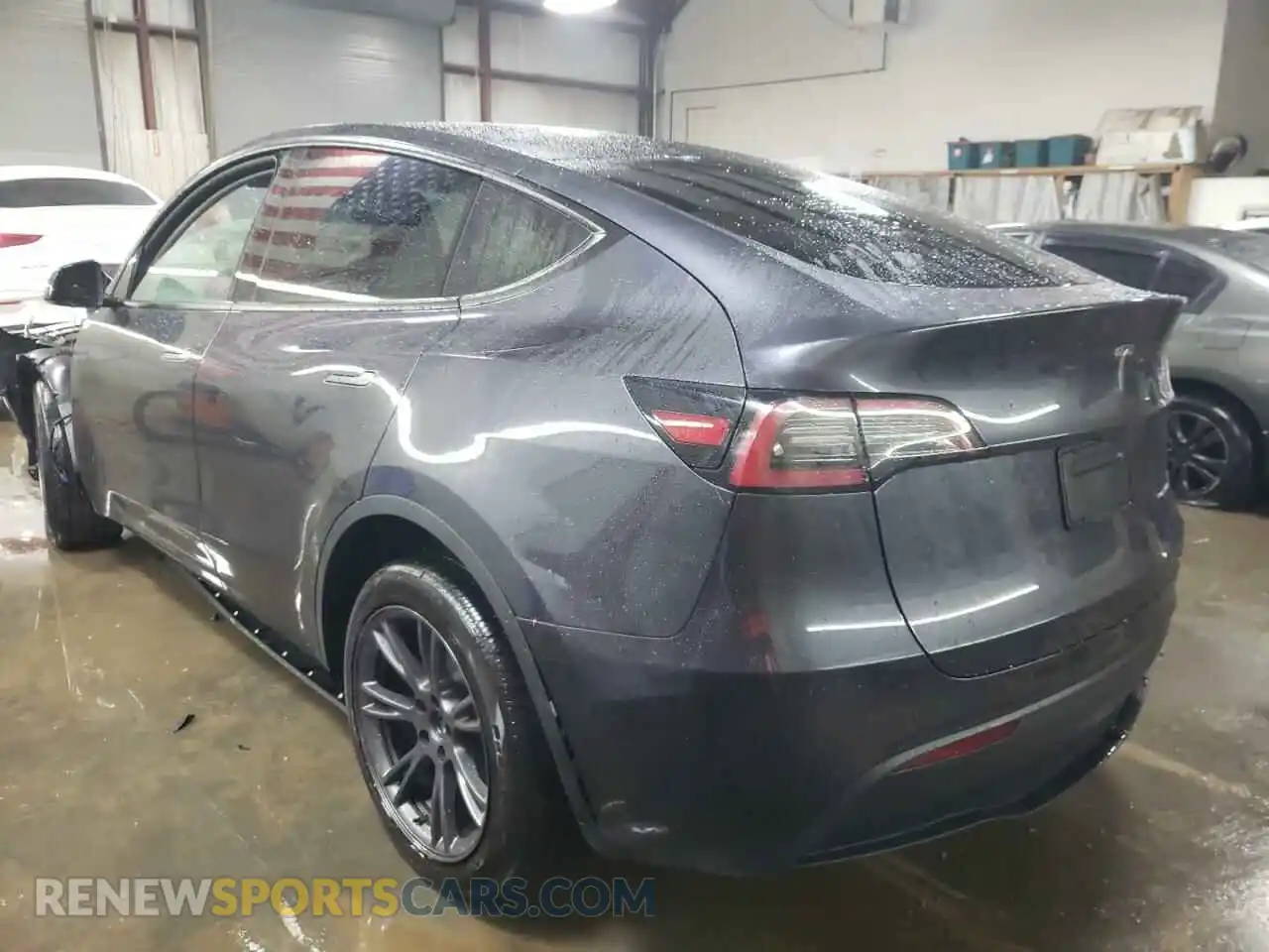 2 Photograph of a damaged car 7SAYGDEE8RF197074 TESLA MODEL Y 2024
