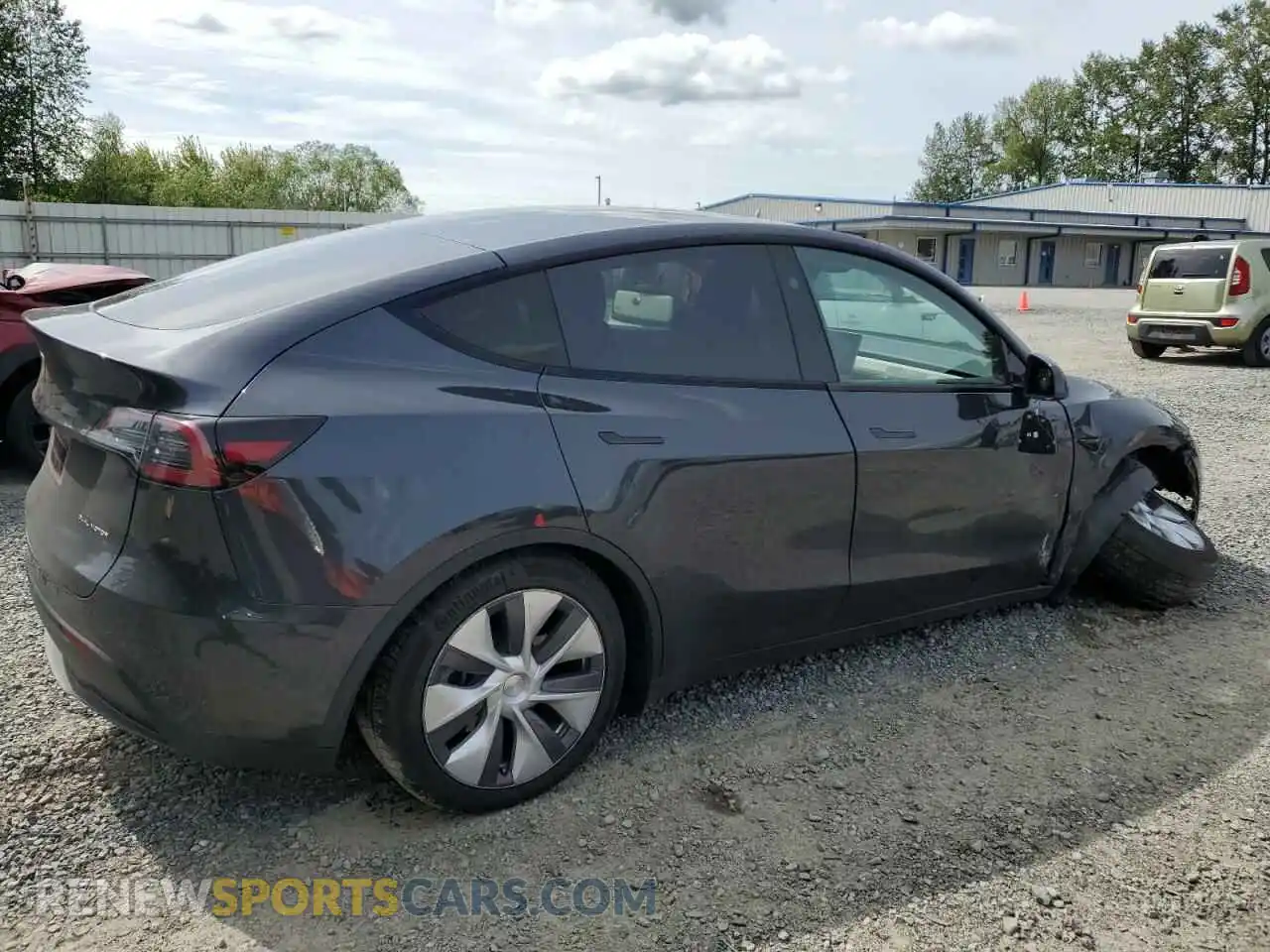 3 Photograph of a damaged car 7SAYGDEE8RF986258 TESLA MODEL Y 2024