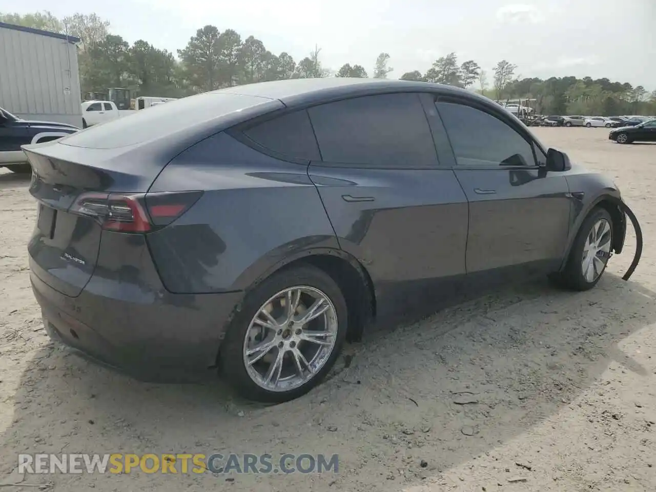 3 Photograph of a damaged car 7SAYGDEE8RF995932 TESLA MODEL Y 2024