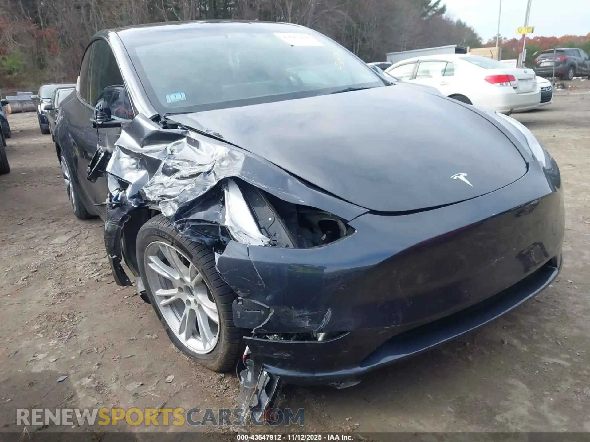 1 Photograph of a damaged car 7SAYGDEE9RA221251 TESLA MODEL Y 2024