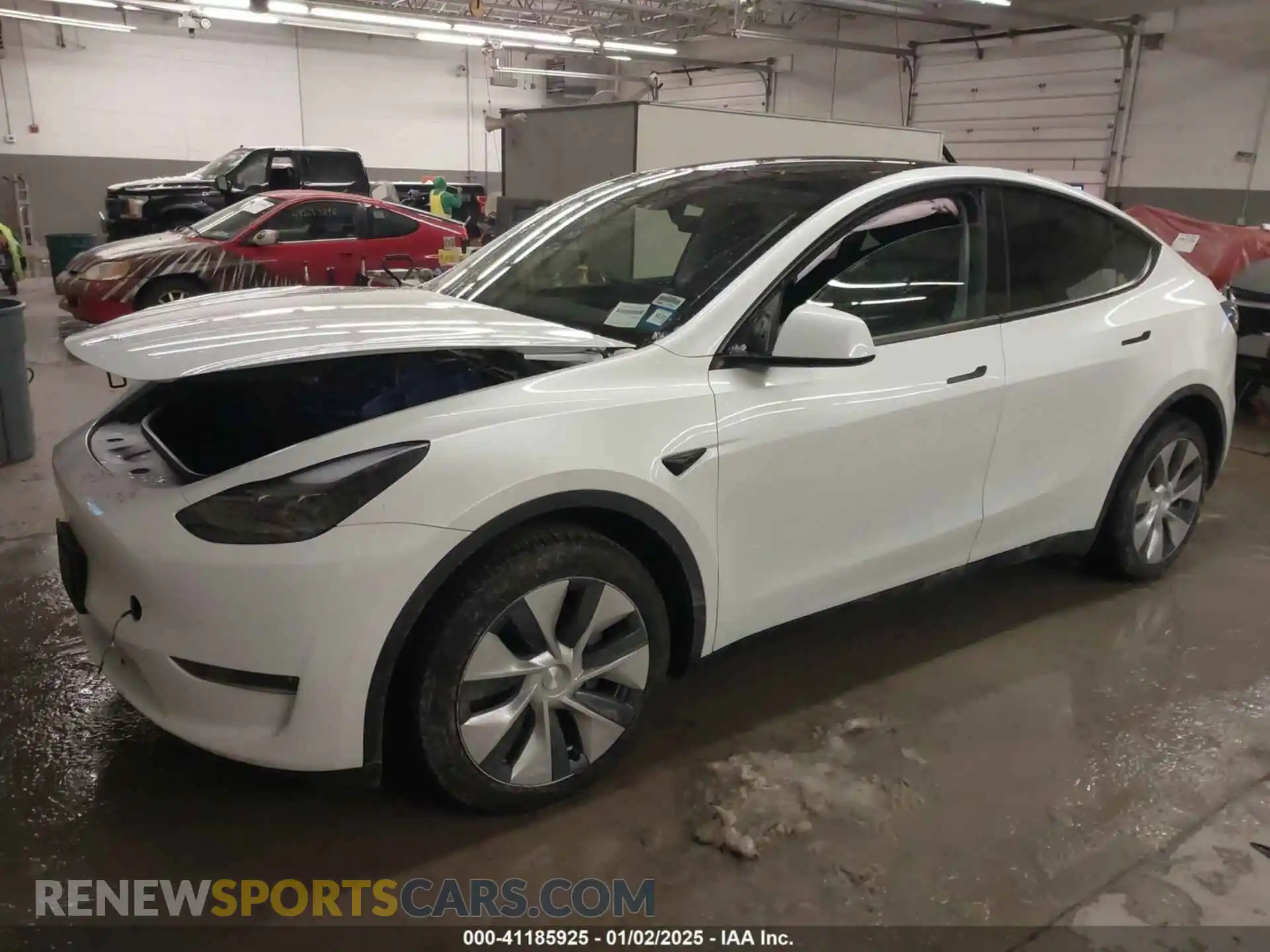 2 Photograph of a damaged car 7SAYGDEE9RA228569 TESLA MODEL Y 2024